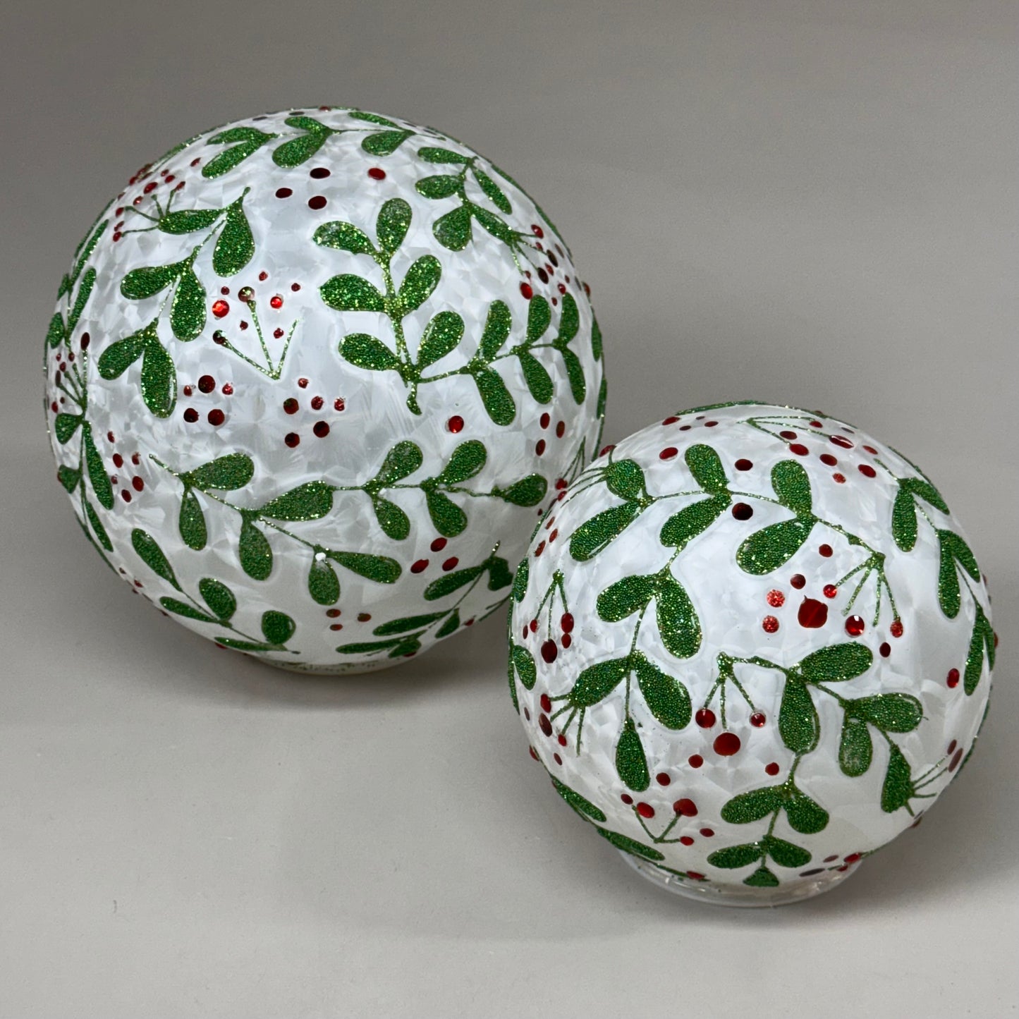 RAZ IMPORT (SET OF 2) Glass Lighted Botanical Holly Balls 8" Green/Red 4422952