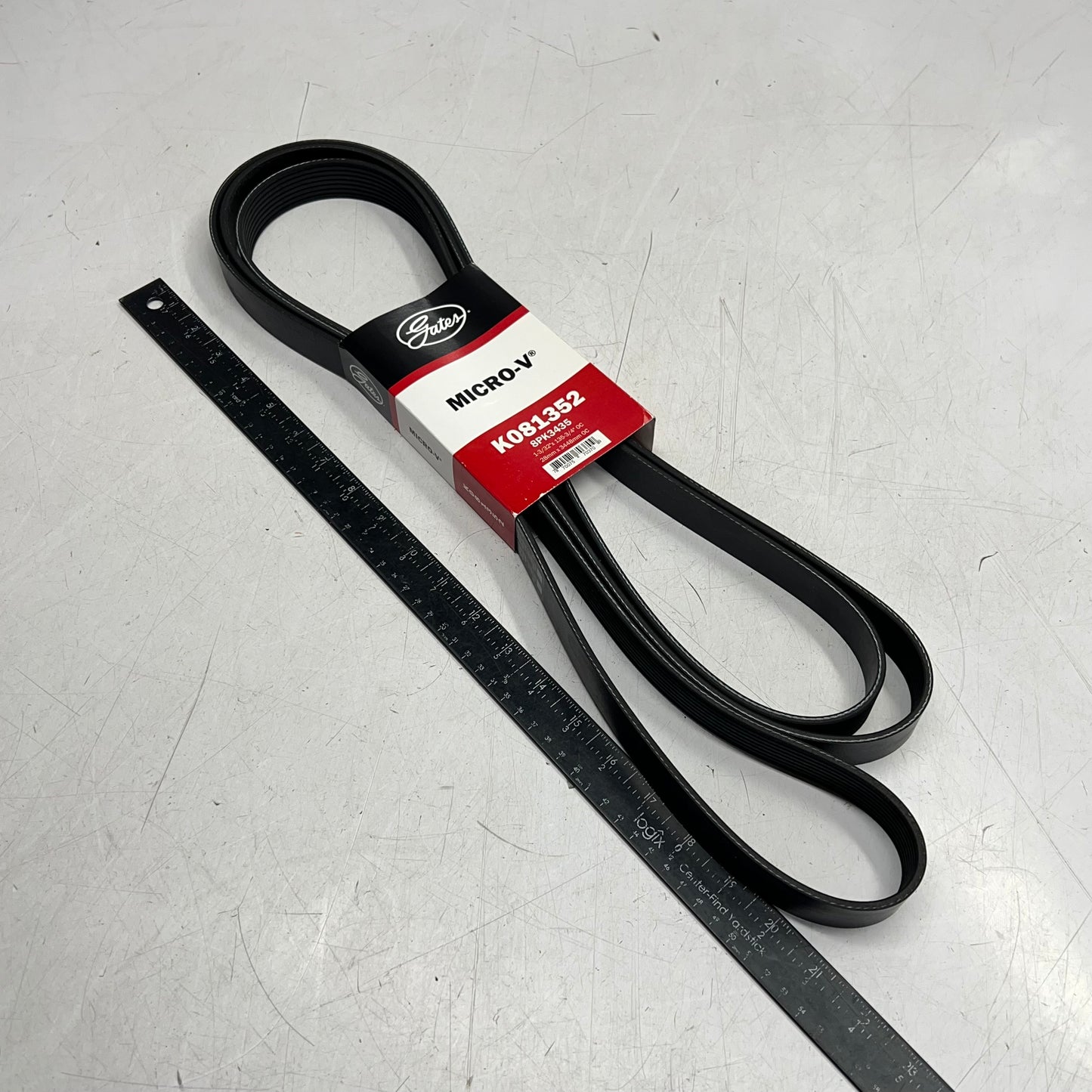 GATES Mirco-v Serpentine Belt for Ford & International  8 Rib 135-11/16" K081352