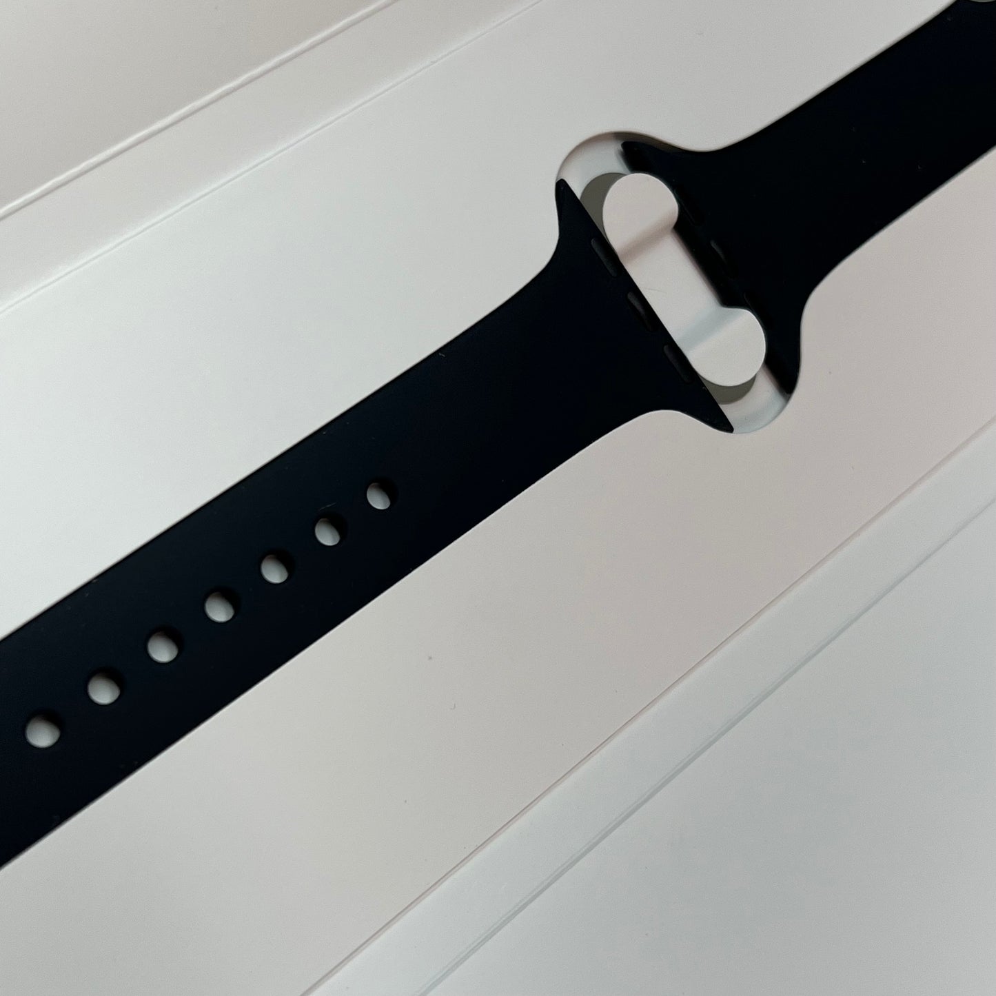 APPLE Watch Durable & Soft Sport Band  S/M (46mm) Black 3L113AM/A (Return)