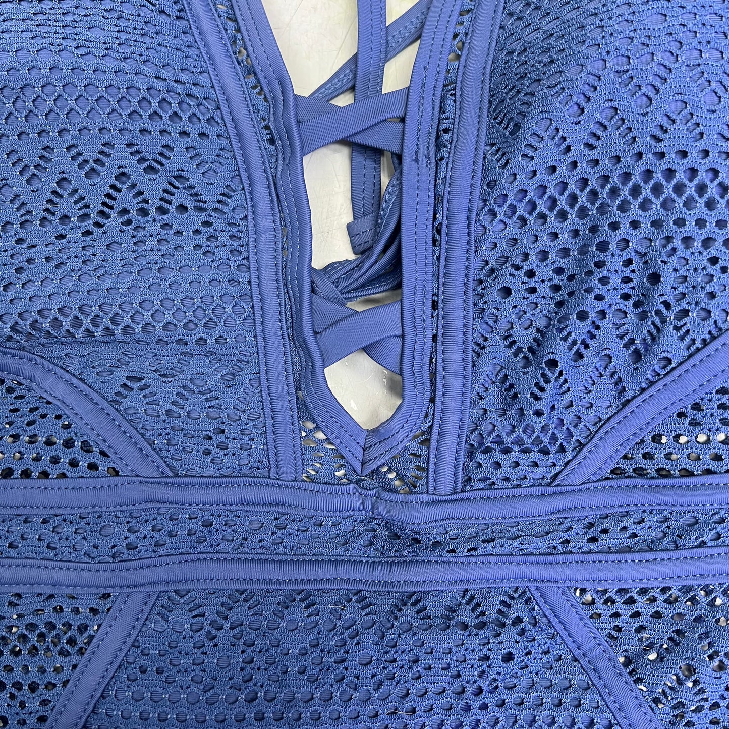 CHARMO Solid Cross Plunge Crochet One Piece Swimsuit Women's Sz S Blue