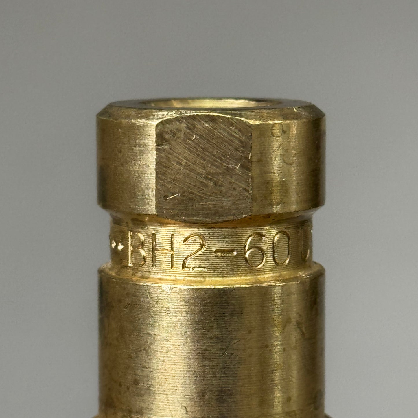 PARKER Hydraulic Quick Connect House Coupling 1/4" 11 Ipm Max Brass BH2-60