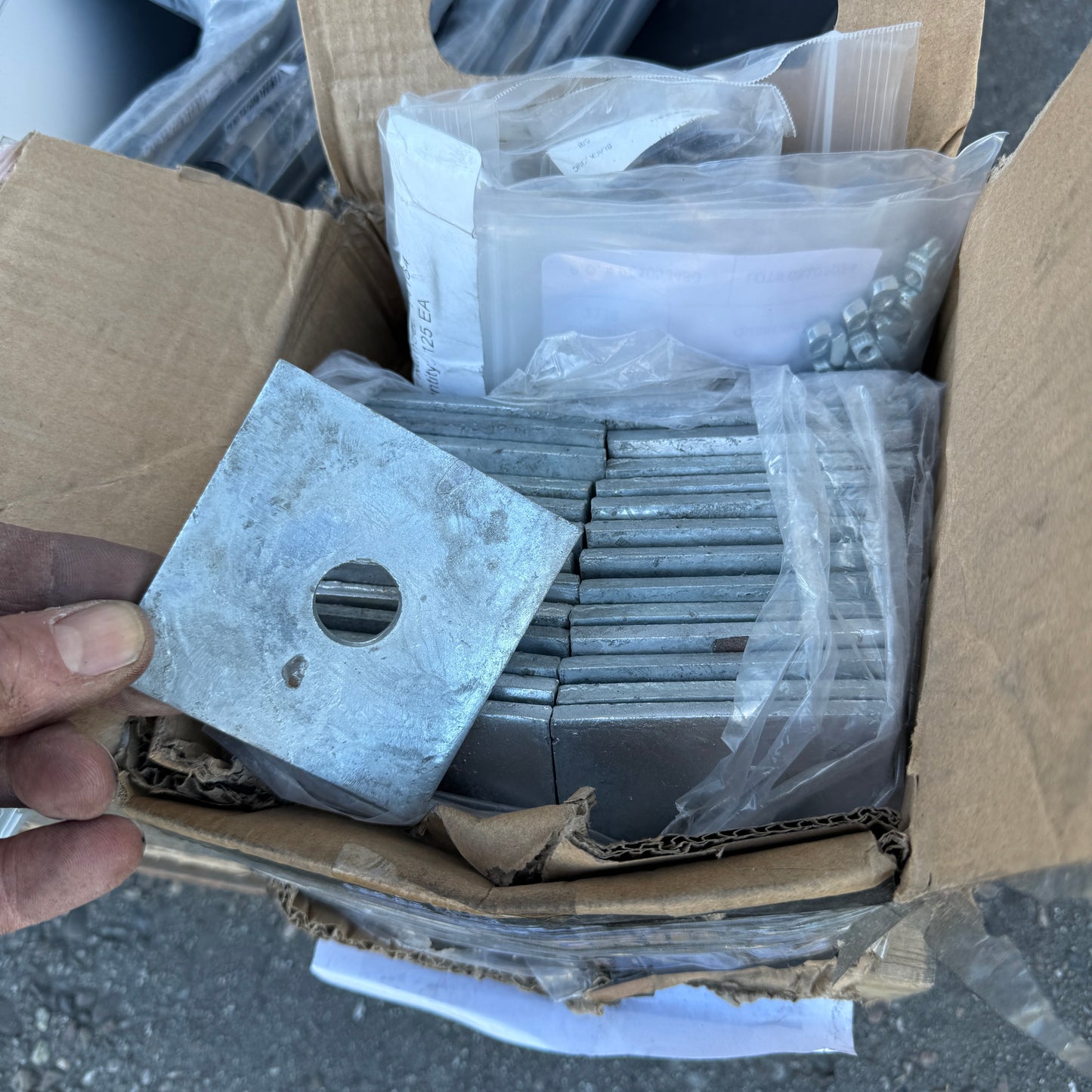 ZA@ Pallet of MIXED Paper Cups, Brackets, Fenders, Mate, Plumbing Parts, Hot Cup Sleeves, Bike Fender, & MORE! (AS-IS)