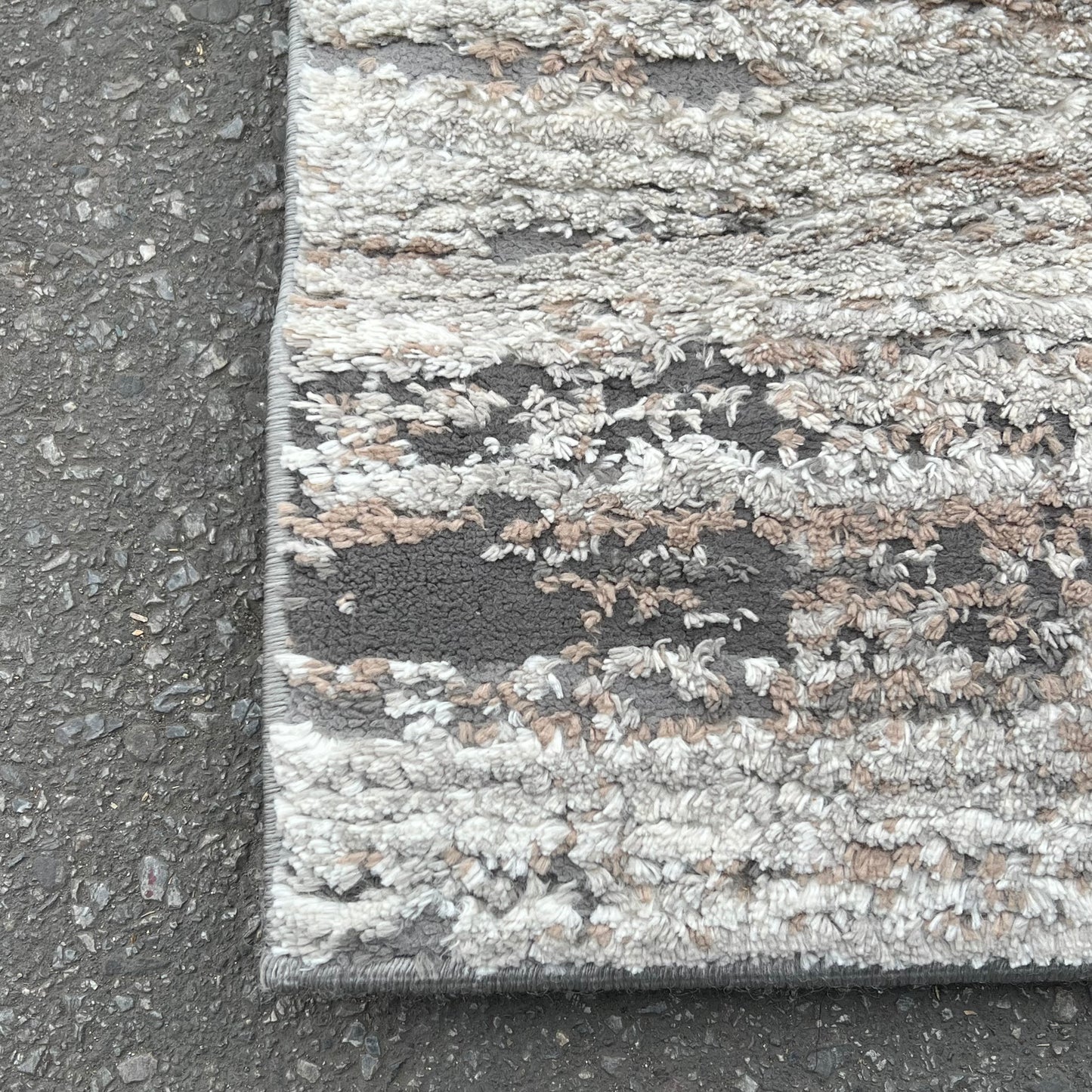 ZA@ GERTMENIAN Karma Area Rug  5' x 7' Grey/Tan/Creme (Return)