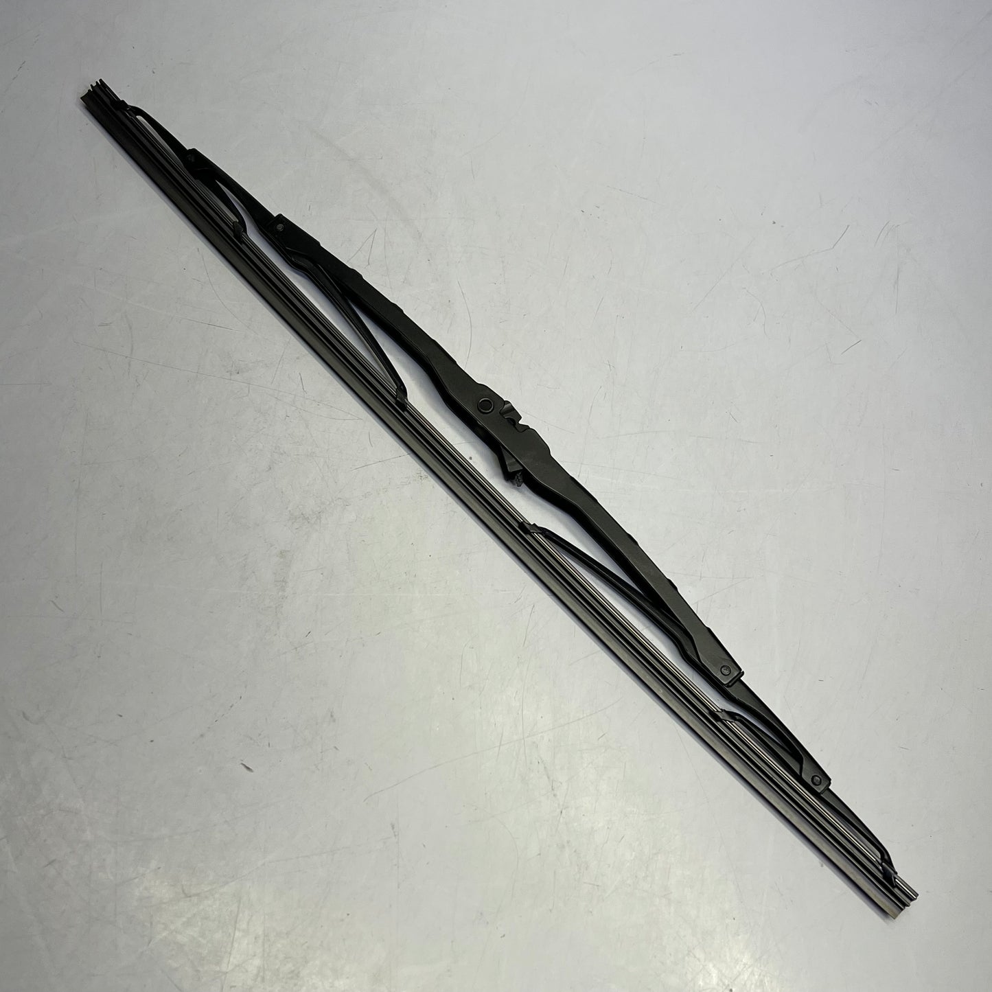 KIA (2 PACK) Genuine OEM Wiper Blade Right Front & Rear 18" Black 00009-ADU18KA