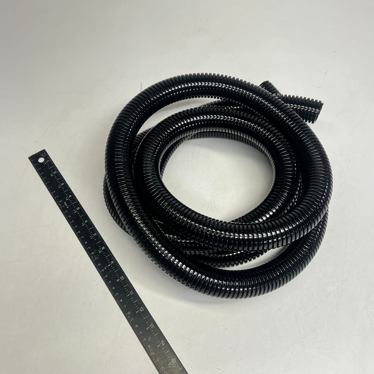 FLEXA Rohrfles High Performance Corrugated Nylon Conduit 10' Black 261.232.029