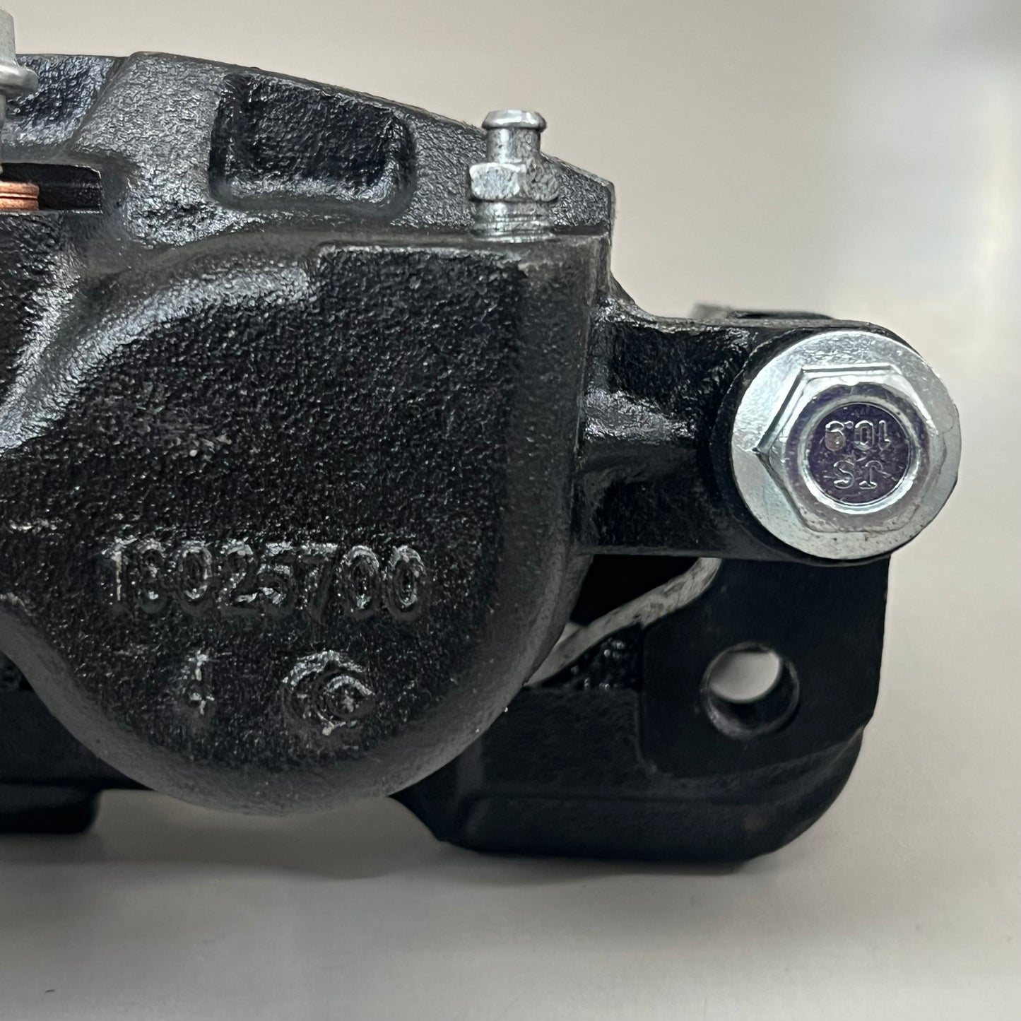 ADAPTIVE ONE Brake Caliper Dual Piston Floating Remanufactured Black 2452XH