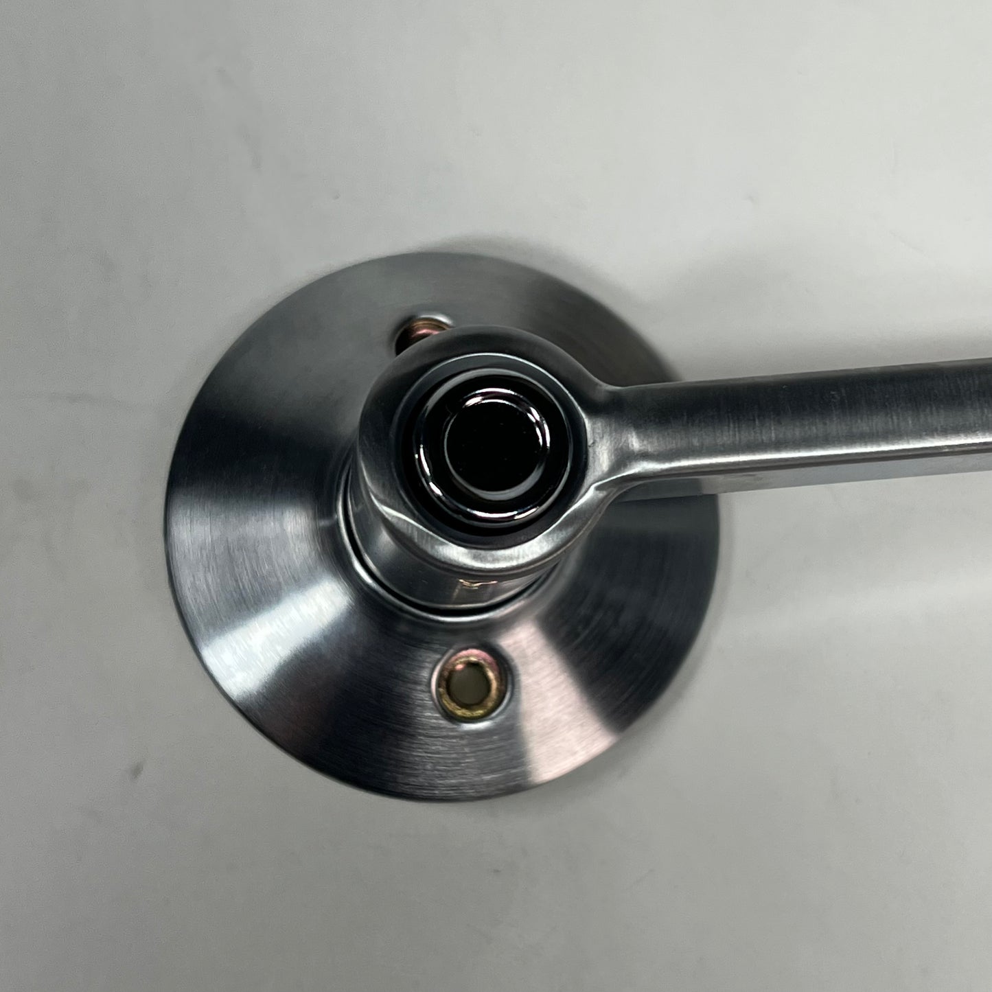 SCHLAGE Latitude Privacy Door Lever Set W/ Privacy Button 626 Satin Chrome ND40S
