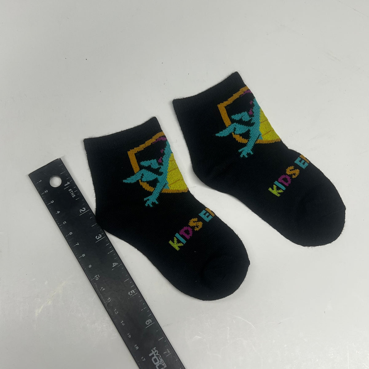 ZA@ KIDS EMPIRE (20 PACK) Over Ankle Socks Children's Sz Small Black/Rainbow