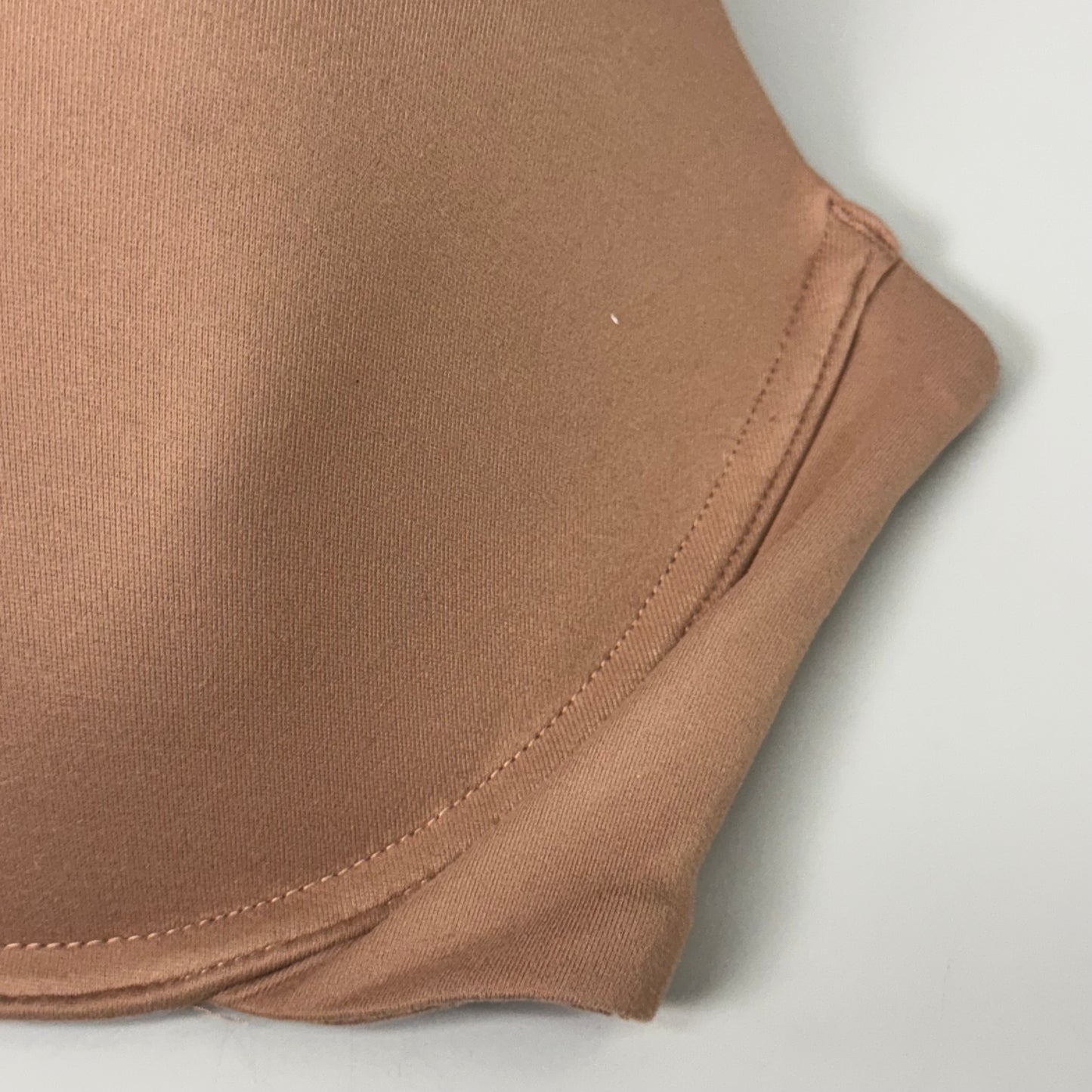 SKIMS Fits Everybody 360 Degree Stretch Soft T-Shirt Bra Women's Sz 40DD Sienna