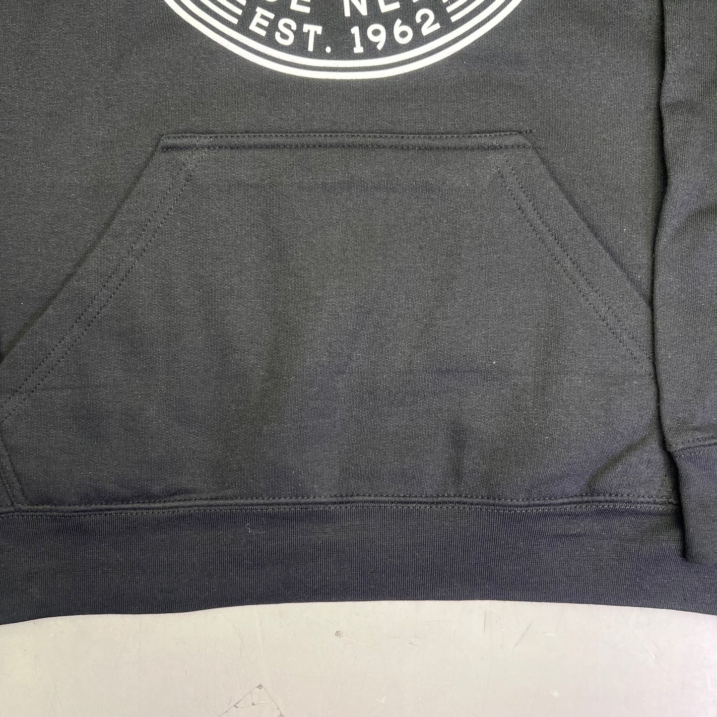 POINT Seattle Washington Space Needle Hoodie Unisex Sz S Black/White 041965