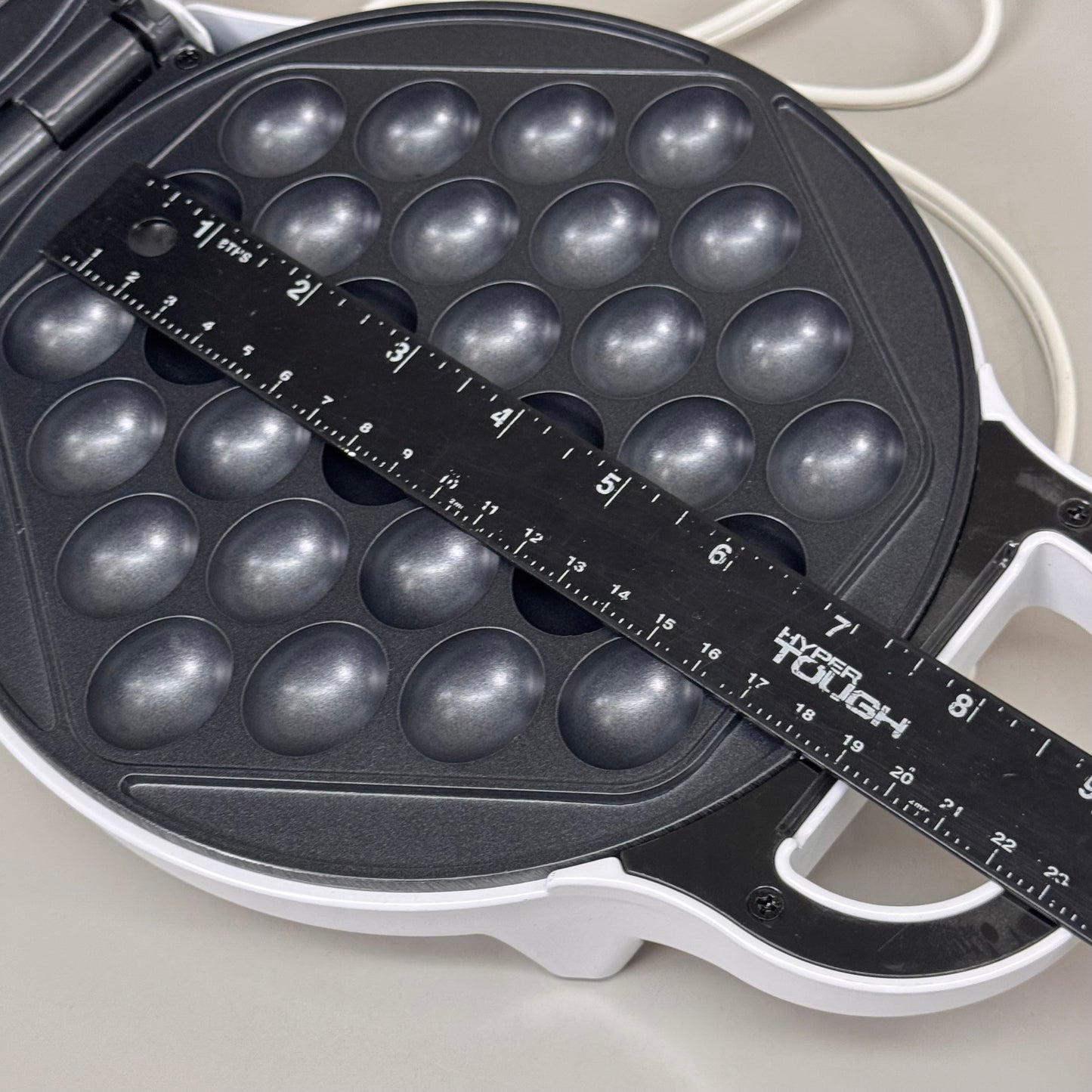 MASTER CHEF Bubble Waffle Maker Non-Stick Coating 12" x 9.5" White MTF-BWW-696