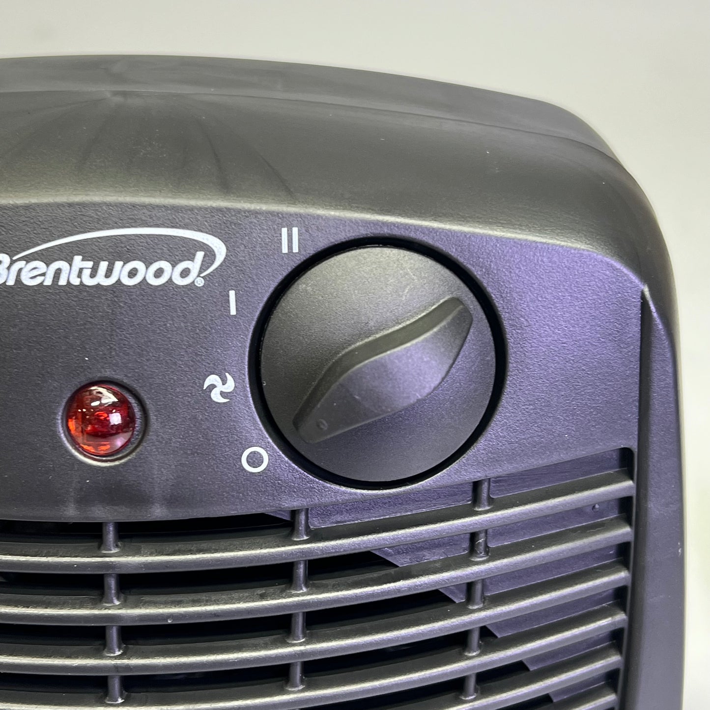 ZA@ BRENTWOOD Portable Ceramic Electric Space Heater 1500 Watt Max Black  H-F305BK