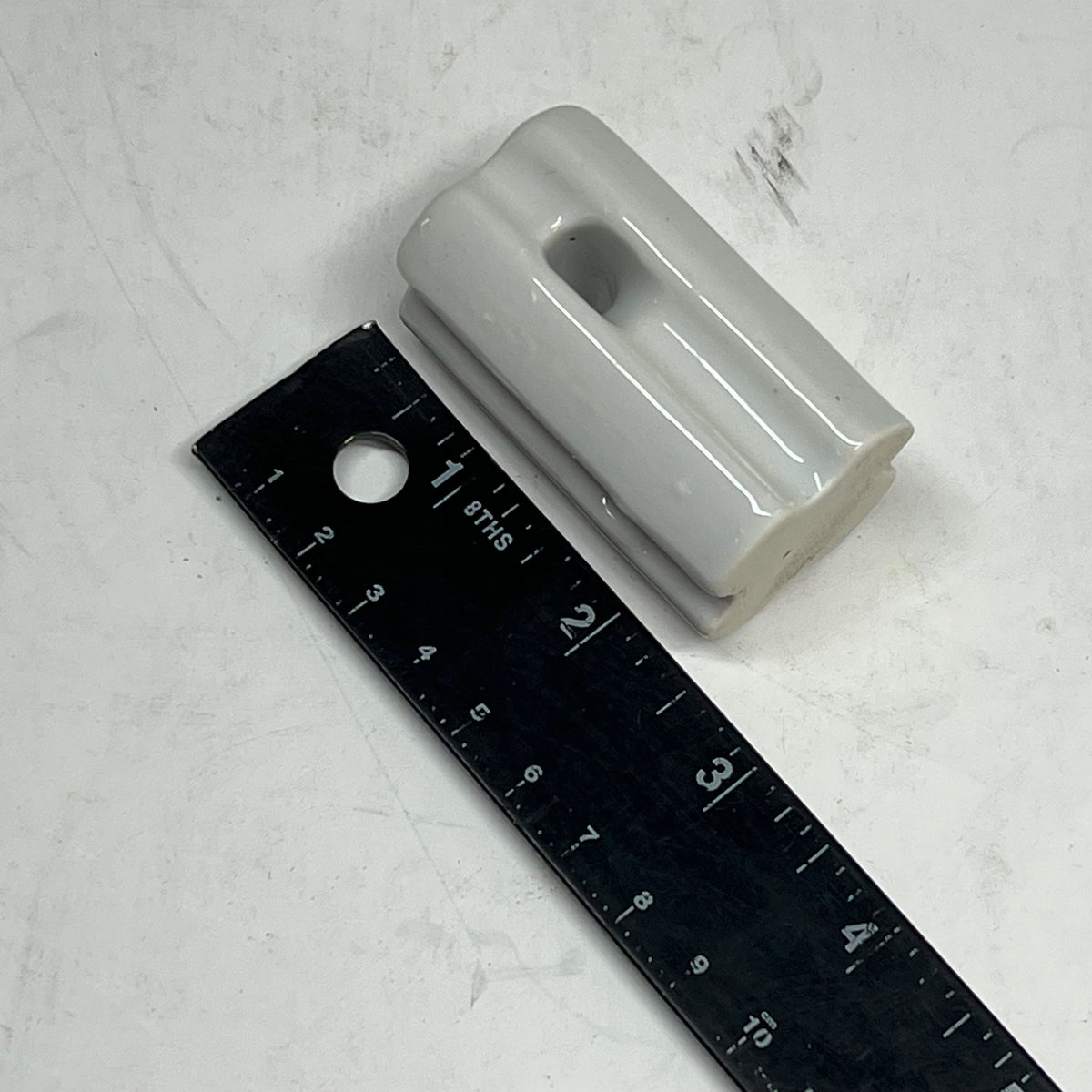 GALLAGHER (10 PACK) Porcelain High Strain Fire Resistant Insulator White G69203