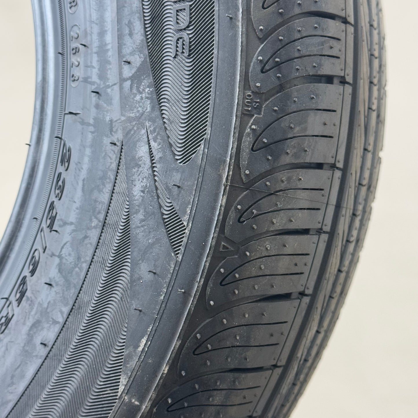 SOLAR All Season Tire 235/65R16 103T SLR99 4XS+