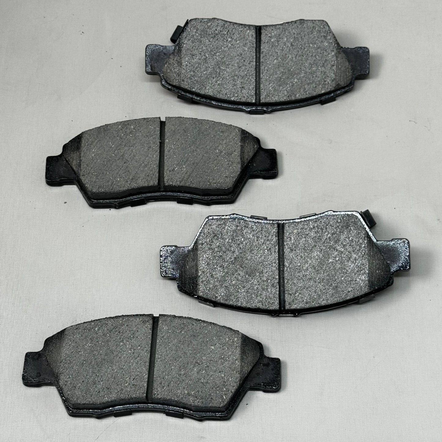 WAGNER QS Ceramic Disc Brake Pad Set 5 1/2" x 2" Black ZD948