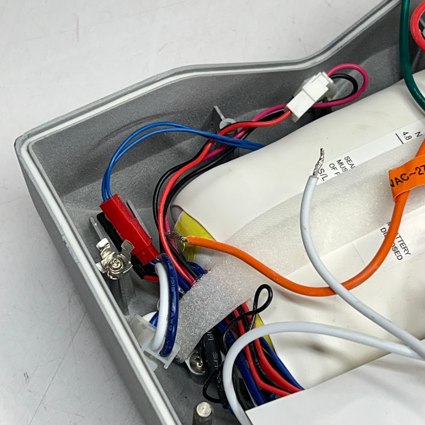 COOPER LIGHTING Sure-lites Led Emergency Light & Luminaire SELDWA50PS (Pre-Owned)