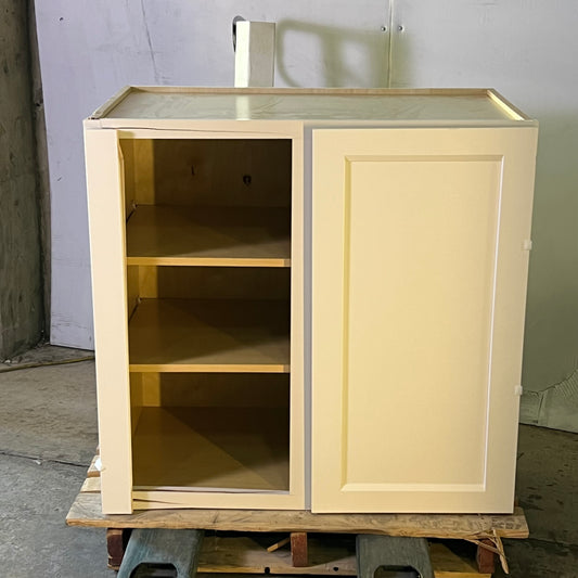 ZA@ Pallet of ROCKWELL INTERIOR DEISGN Profile Wall Cabinet 39" x 36" Maple P.W3936-CUSW (AS-IS, Damage)