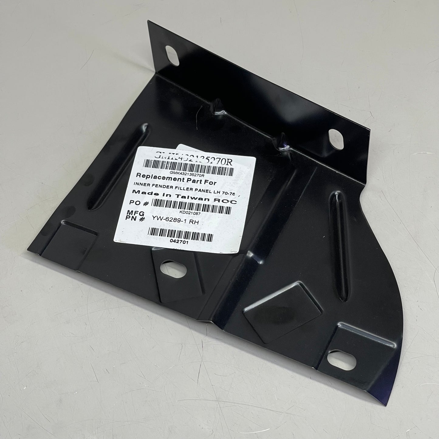 GOODMARK Inner Fender/Radiator Support Baffle For PONTIAC Firebird 1970-1976 Black GMK432135270R