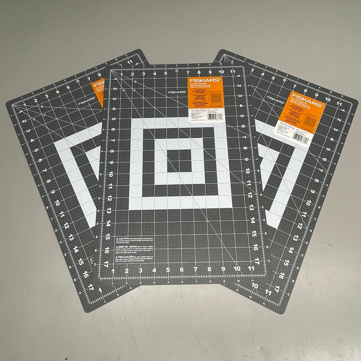 FISKARS (3 PACK) 12 x 18in Double Sided Cutting Mat
