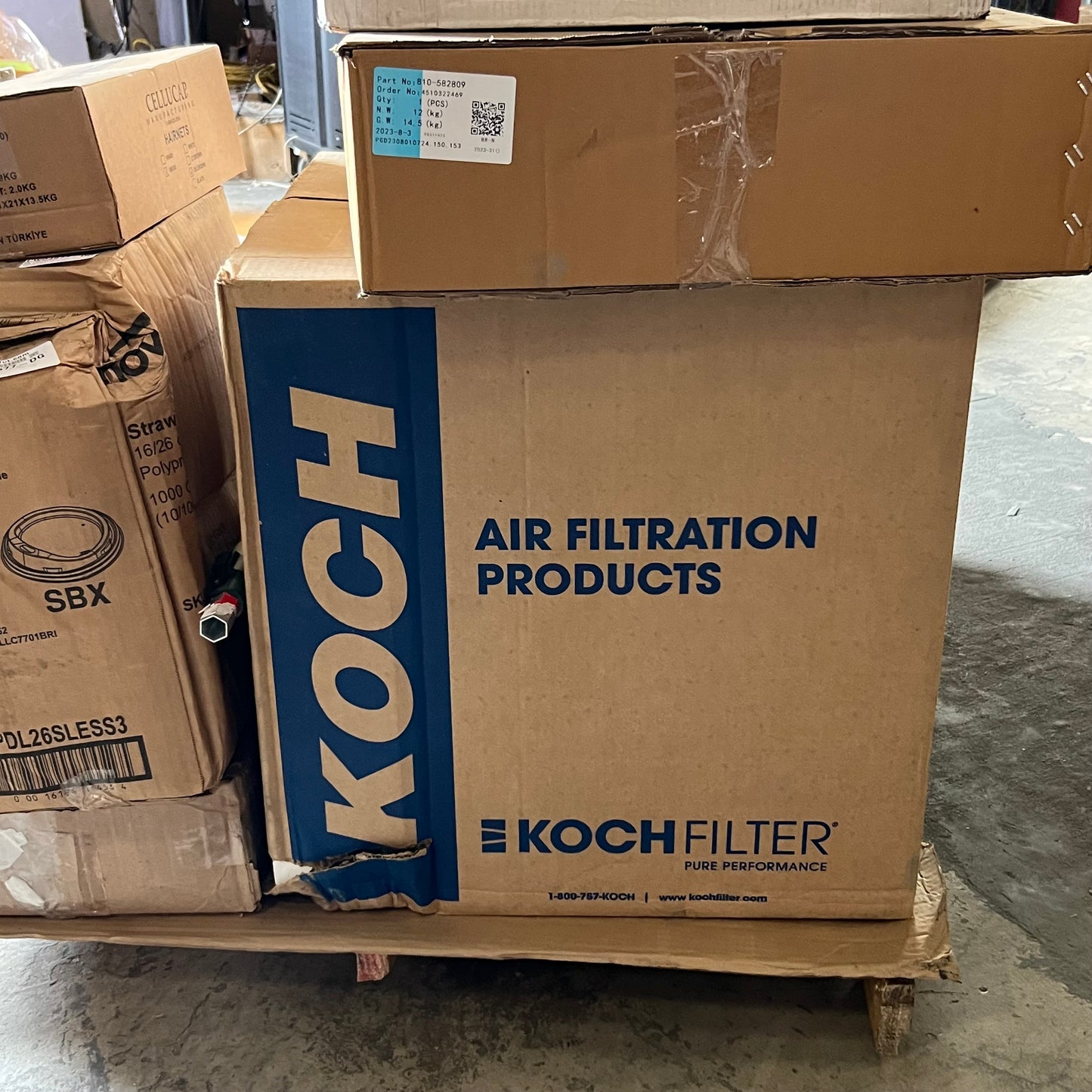 ZA@ Pallet of MIXED Soap Dispenser, Air Filters, Plastic Lids, Walker Boot Right/Left Foot, Spool Kit, Etc... (AS-IS)