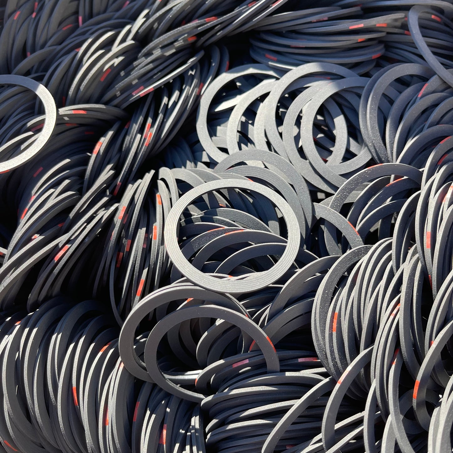 ZA@ Pallet of JASPER RUBBER Round Gaskets 3.5” Dia 002631268 (AS-IS)(A)
