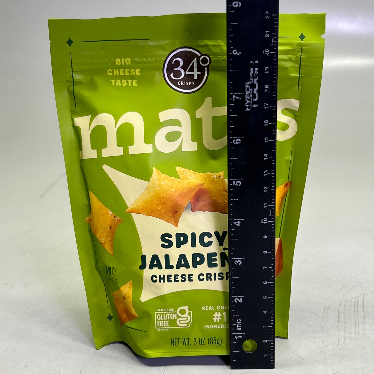 34 DEGREES (4 PACK) Mates Spicy Jalapeño Cheese Crisps 3 oz BB 03/26