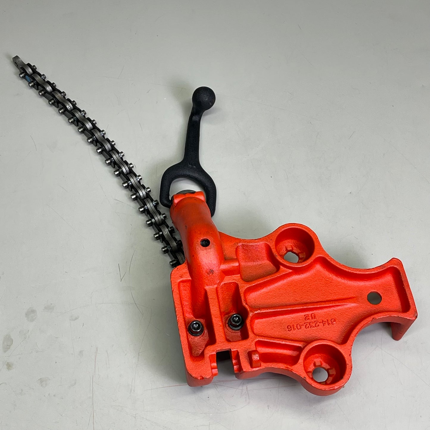 RIDGID Model BC410A Bench Chain Vise 1/8" - 4" 40195