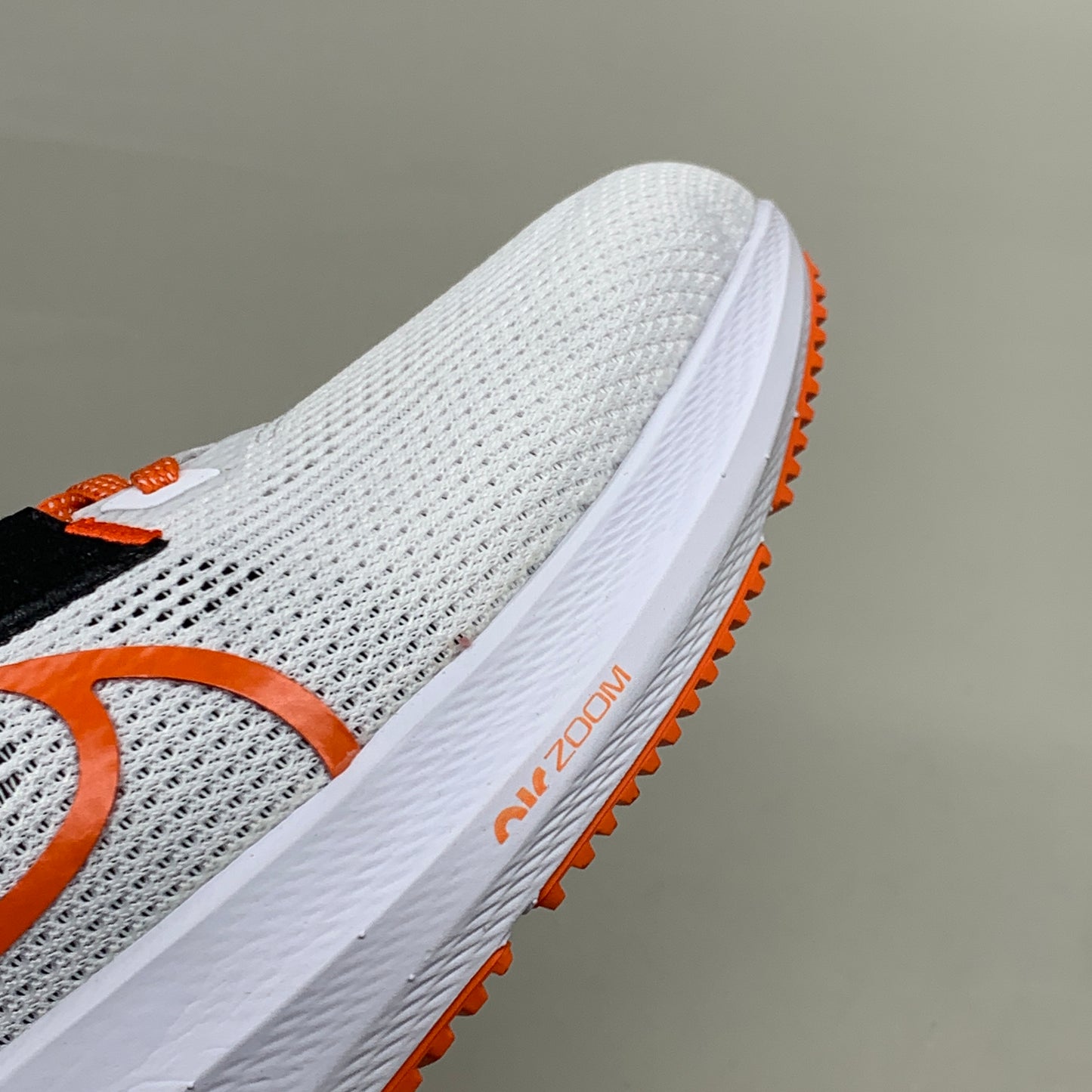 NIKE Zoom Pegasus 40 OK STATE White, Brilliant Orange & Black 12 W 10.5 M DZ5973-100