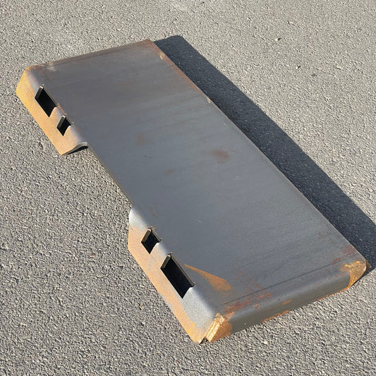 Z@ TITAN ATTACHMENTS Universal Quick-Tach Mount Plate 164100 (AS-IS, Rust)