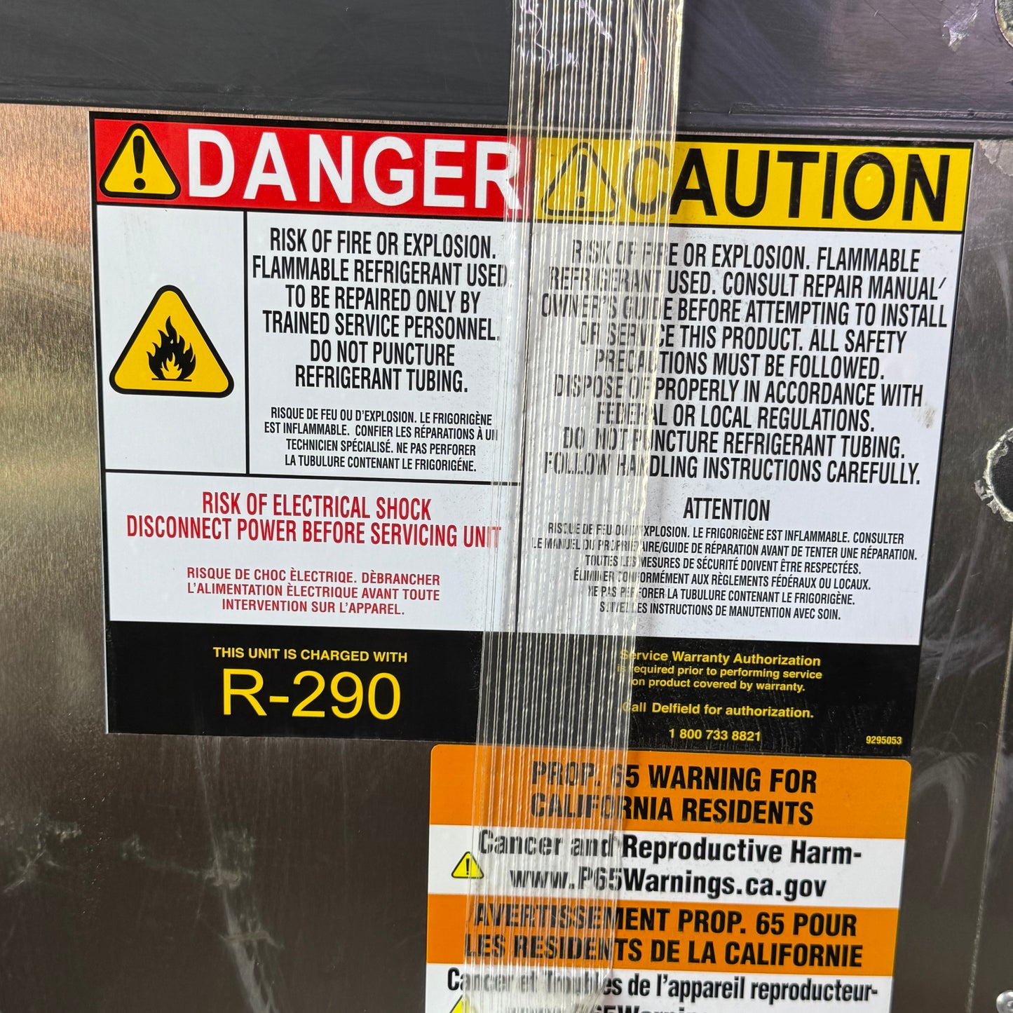 DELFIELD 4400 Mega Top Refrigerator, R290 W/Nosing Shelf Sz 27"W x 30.5"L x 36"H 4427NP-12M-M777