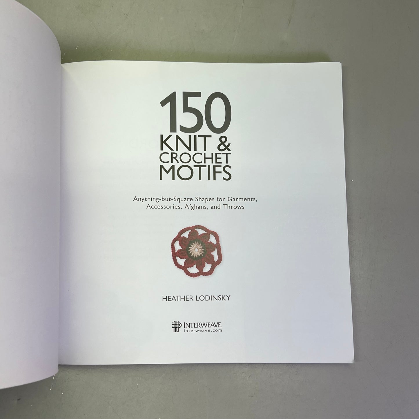 150 KNIT & CROCHET MOTIFS Step-by-Step By Heather Lodinsky Paperback Book