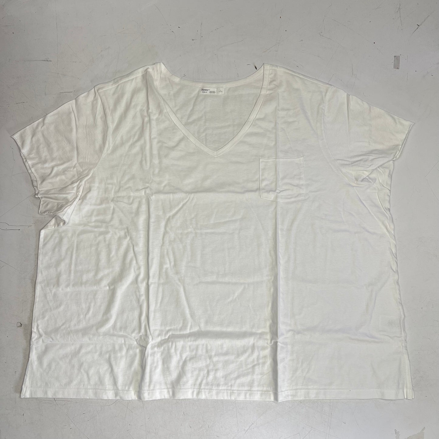 HANES Originals V Neck Tee Shirt W/ Chest Pocket Women's Sz 2X White 0G159P