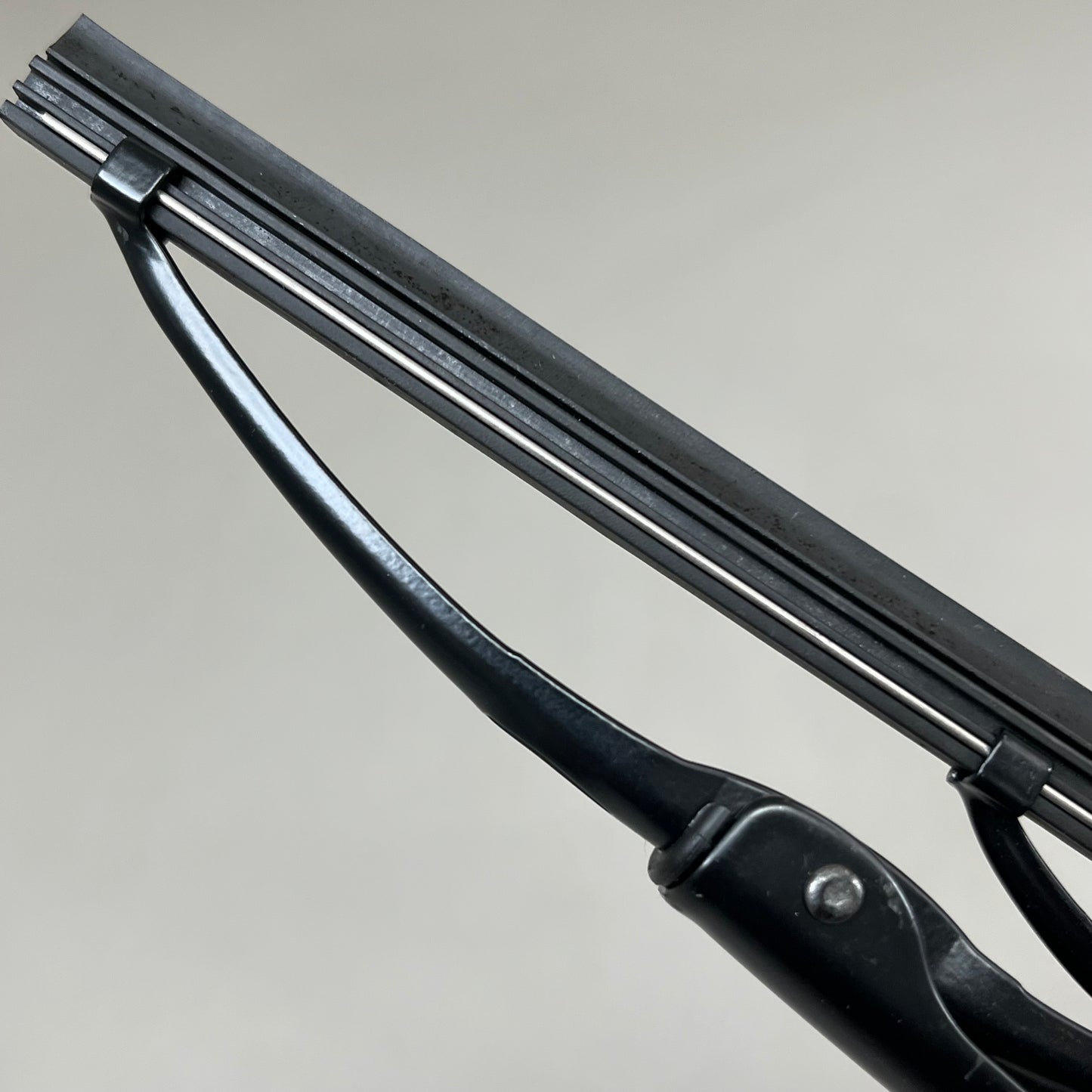 MANITOU GROUP PARTS Wiper Blade GEHL 16" 50380577