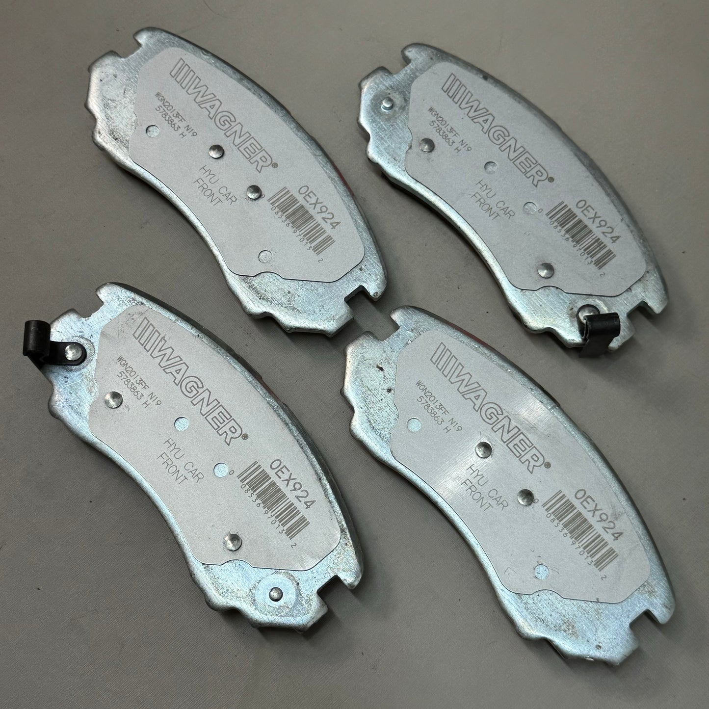 WAGNER OEx Premium Ceramic Disc Brake Pad Set 5" x 2" Grey OEX924