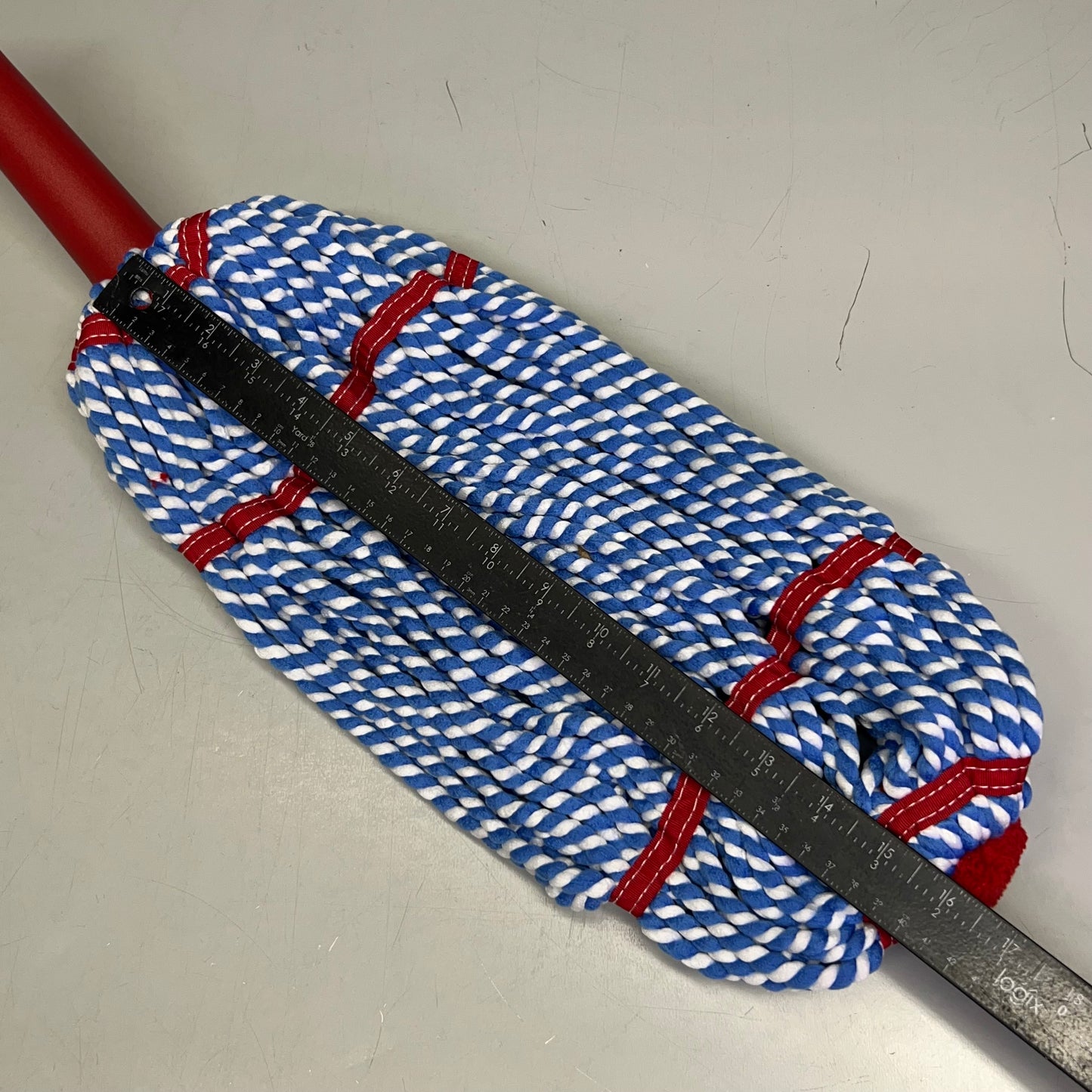 O-CEDAR MICROTWIST MAX Microfiber Twist Mop With Extra Refill, Blue & Red TSU172829