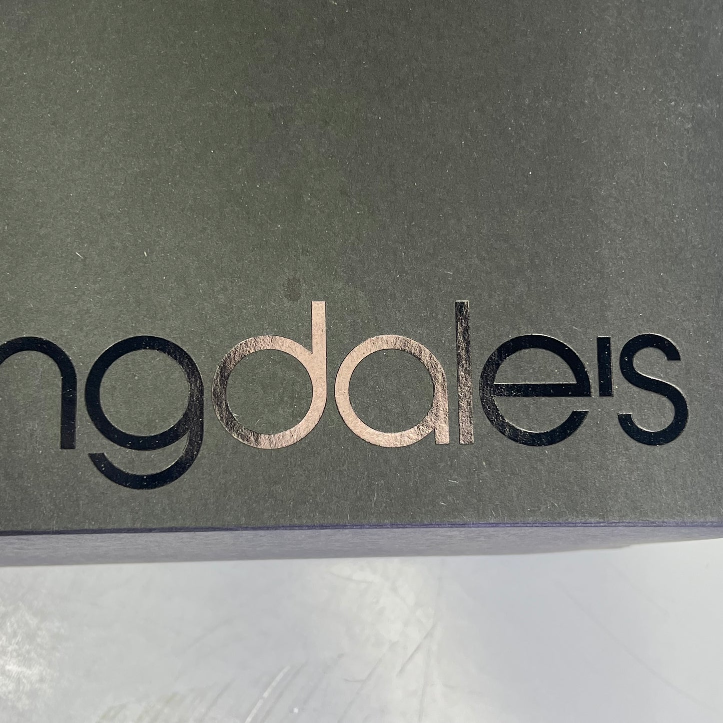 BLOOMINGDALE'S Chic Folding Gift Box 12"x12"x 6" Shiny / Matte Black