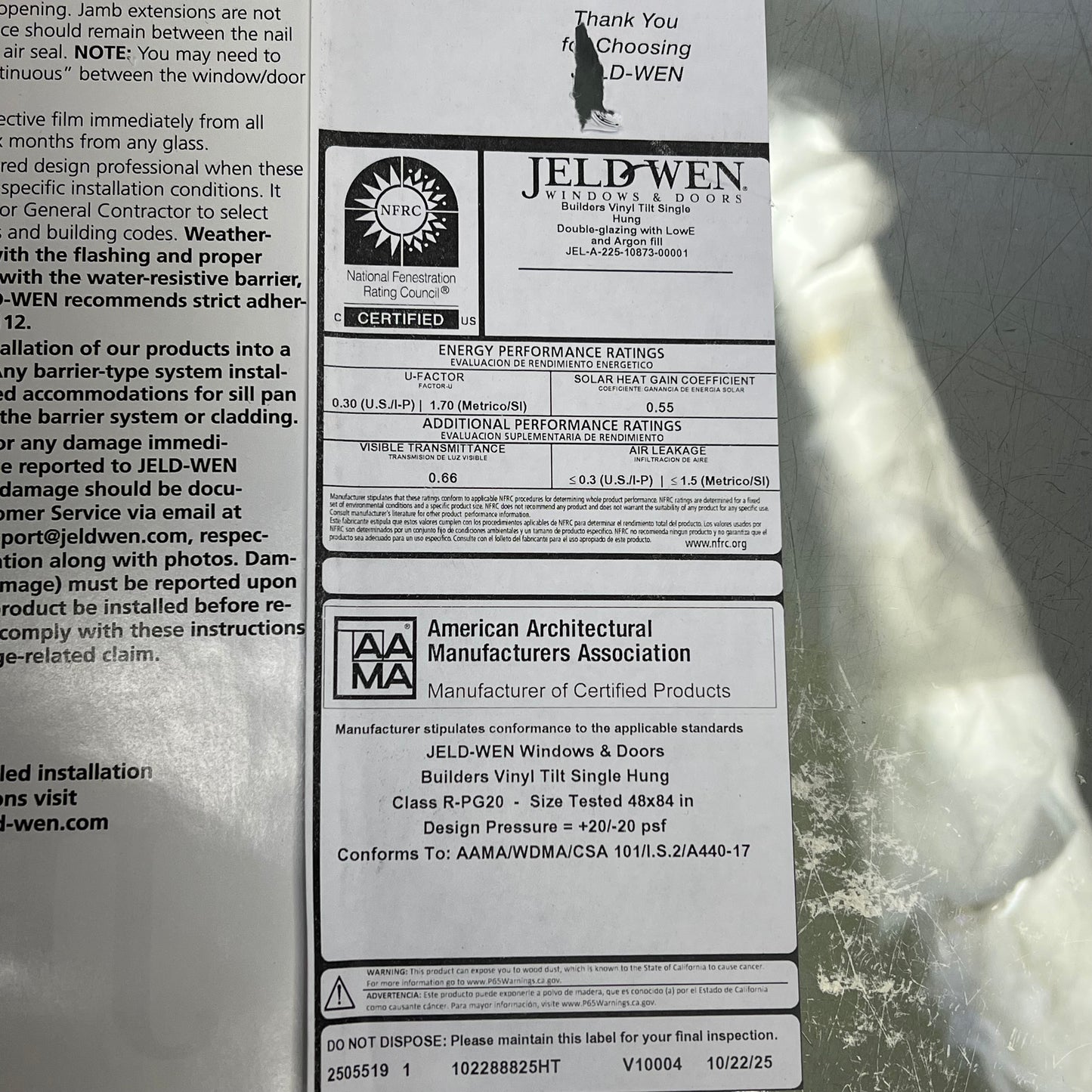 ZA@ JELD-WEN V-2500 Series Single Hung Vinyl Low-E 35.75" X 37.5" White LT2308 (As-Is)
