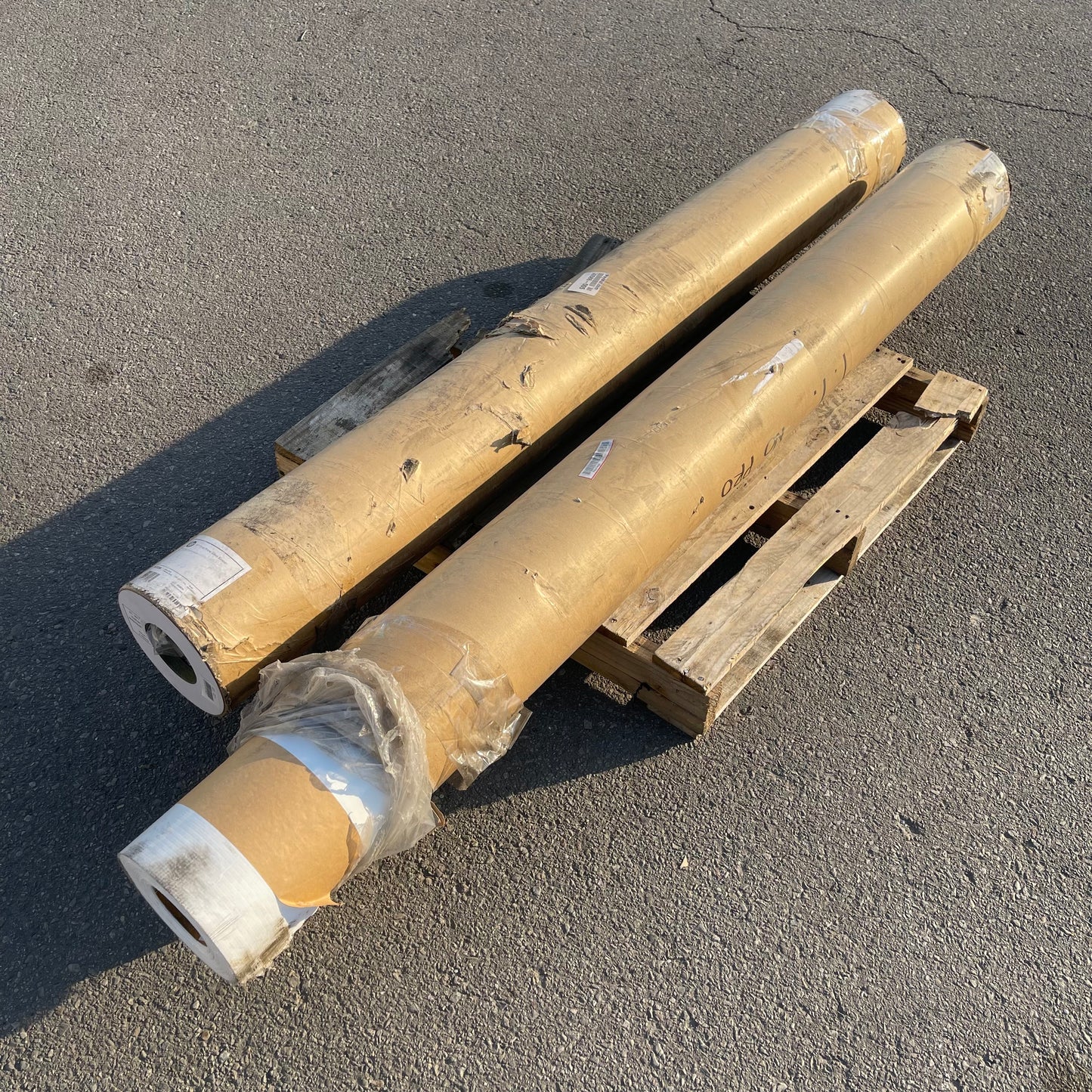 ZA@ Pallet of HP Prime Gloss Banners 13 oz 164’ x 63” (AS-IS)