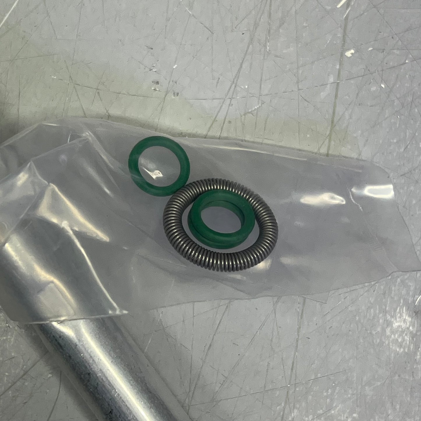 FOUR SEASONS A/C Refrigerant Liquid Hose For Ford, Lincoln& Mercury Models 55602