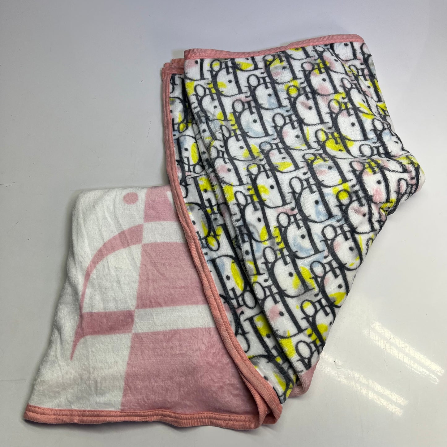 ZA@ LOVE HOME 100% Polyester Dior Logo Pattern Soft Blanket (NOT AUTHENTIC DIOR) Queen Sz Throw Pastels