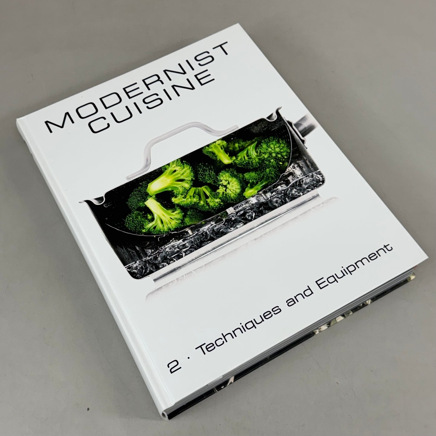 THE COOKING LAB Modernist Cuisine: the Art & Science of Cooking Nathan Myhrvoid Stainless Steel Slipcase