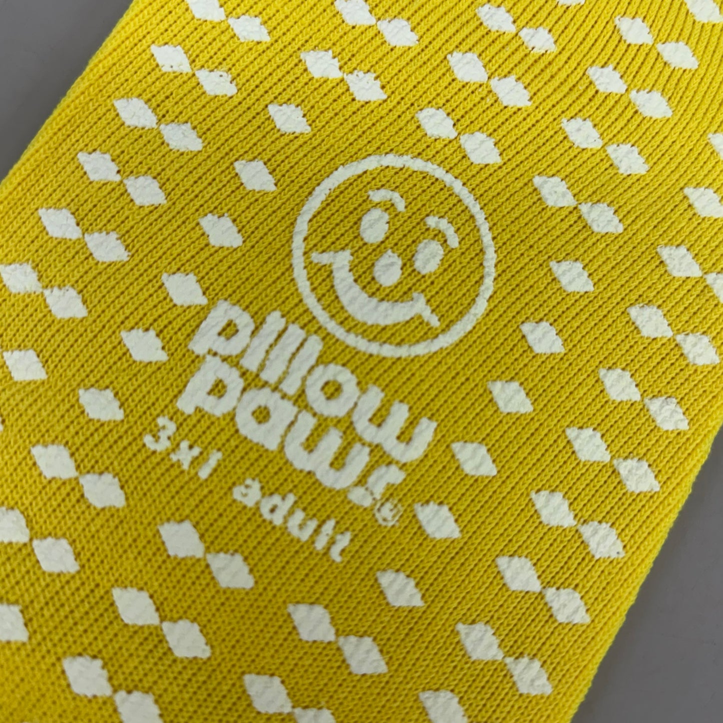 PILLOW PAWS (4 PACK) Unisex Non-Skid Slipper Socks  Adult 3XL Yellow