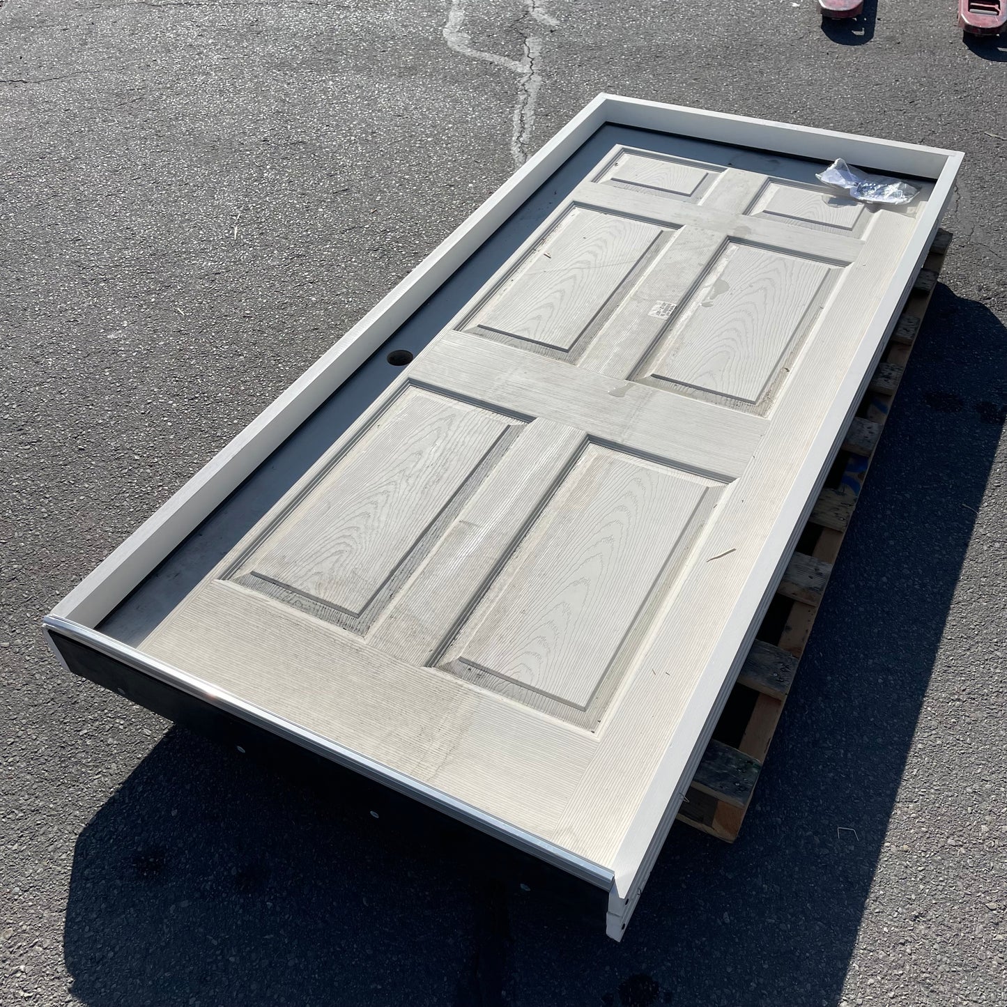 ZA@ Pallet of STEVES Exterior Door 82”x37” White (AS-IS)