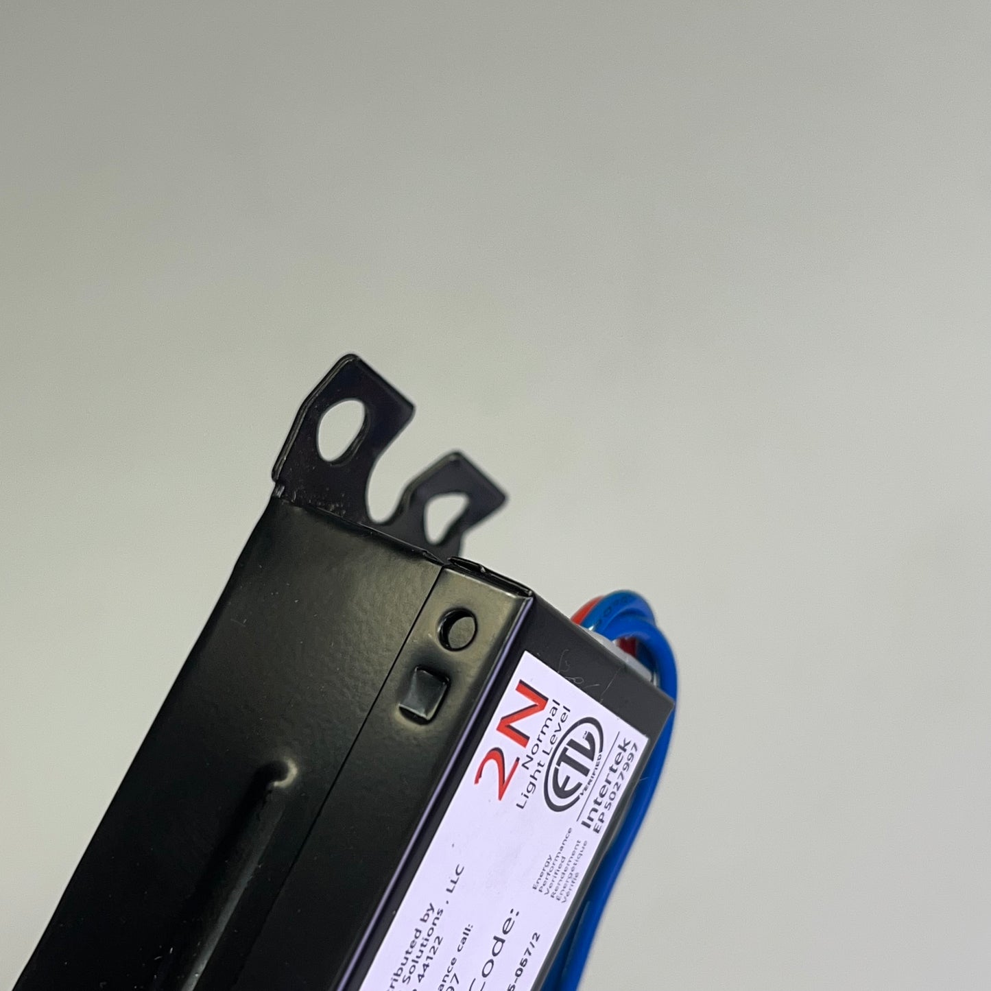 ZA@ GENERAL ELECTRIC Ultra Max Instant Start Lamp Ignition 120/277 Volt 72275 (As-|is)