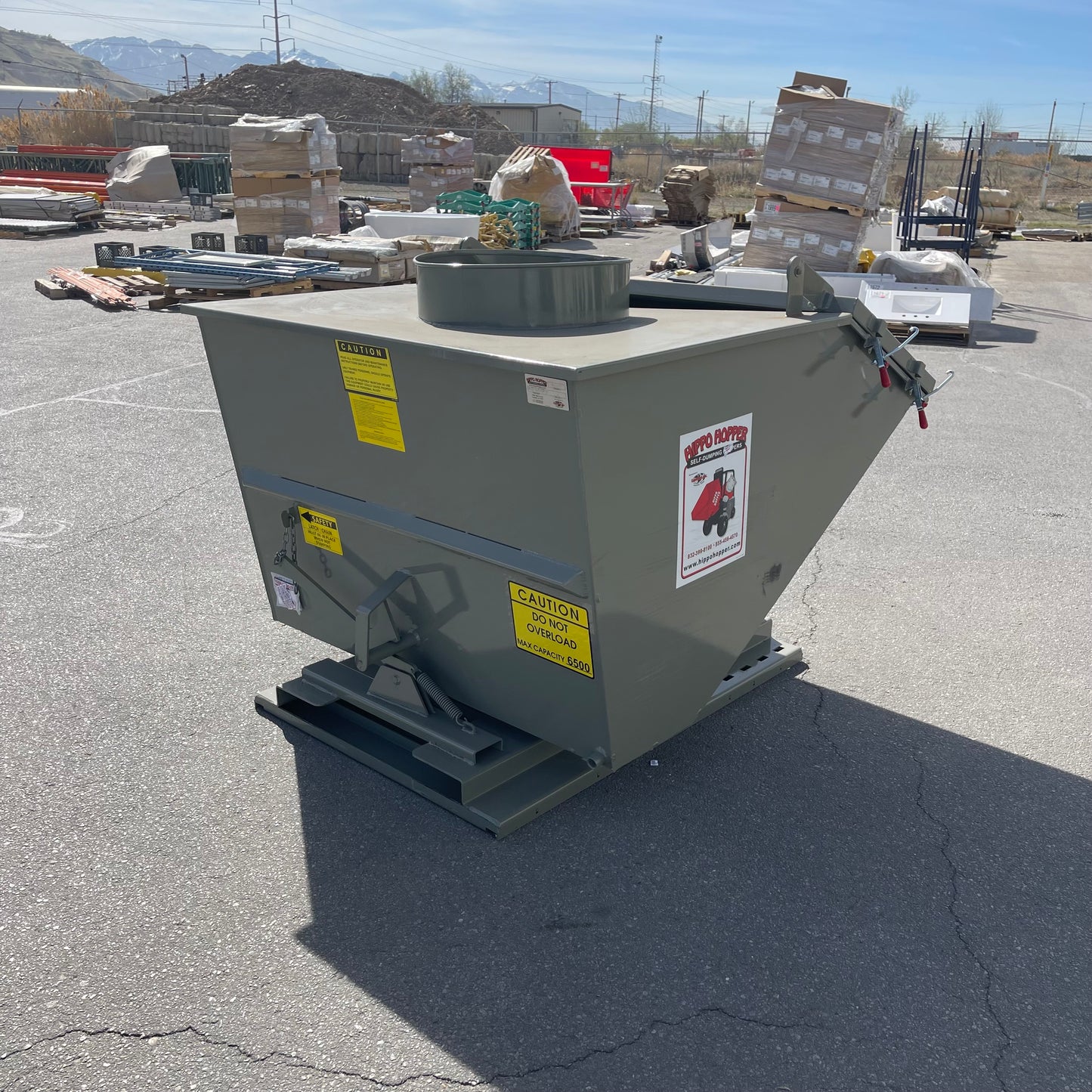 FAB CORP Hippo Hopper Self Dumping Gray HH32-DUSTDR
