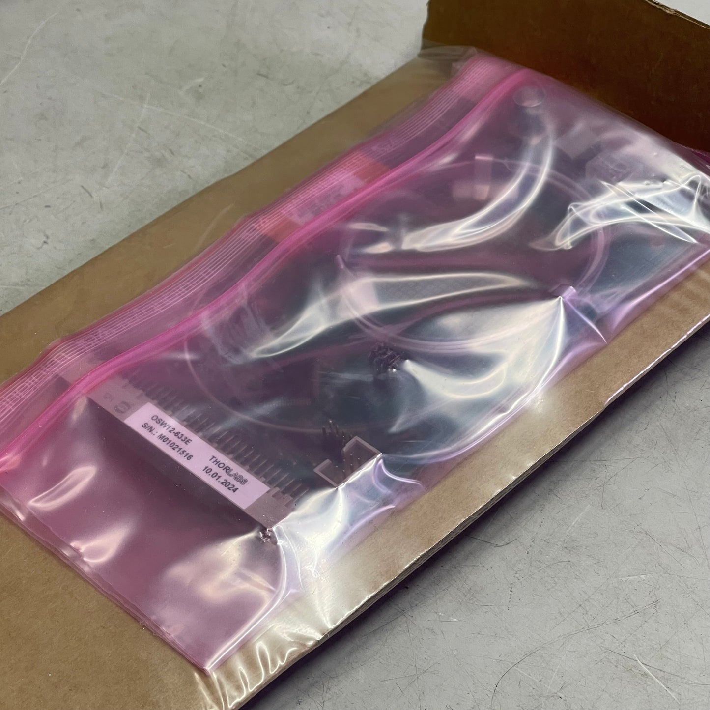 THORLABS Fiber Optic Switch Kit MEMS 1x2 600-800nm OSW12-633E