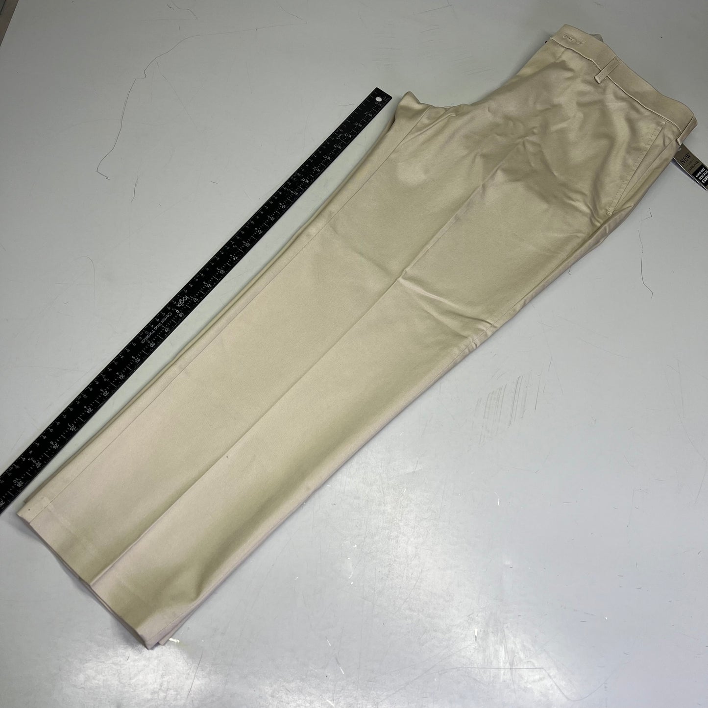 HAGGAR Iron Free Comfort Waistband Pant Straight Men's Sz 38Wx30L Khaki HC71000