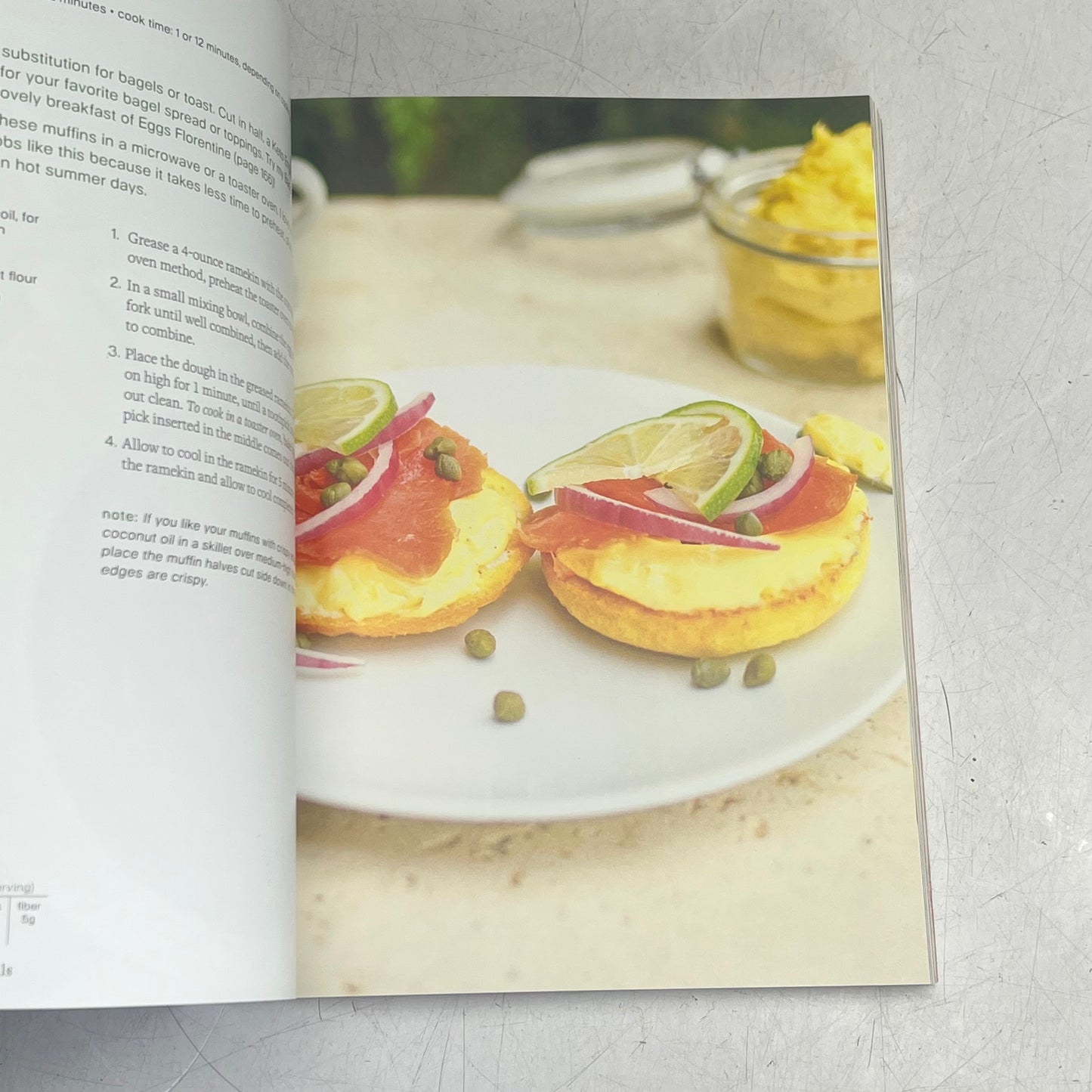 THE 30 DAY KETOGENIC CLEANSE  160 Tasty Whole Food Recipes Paperback Book