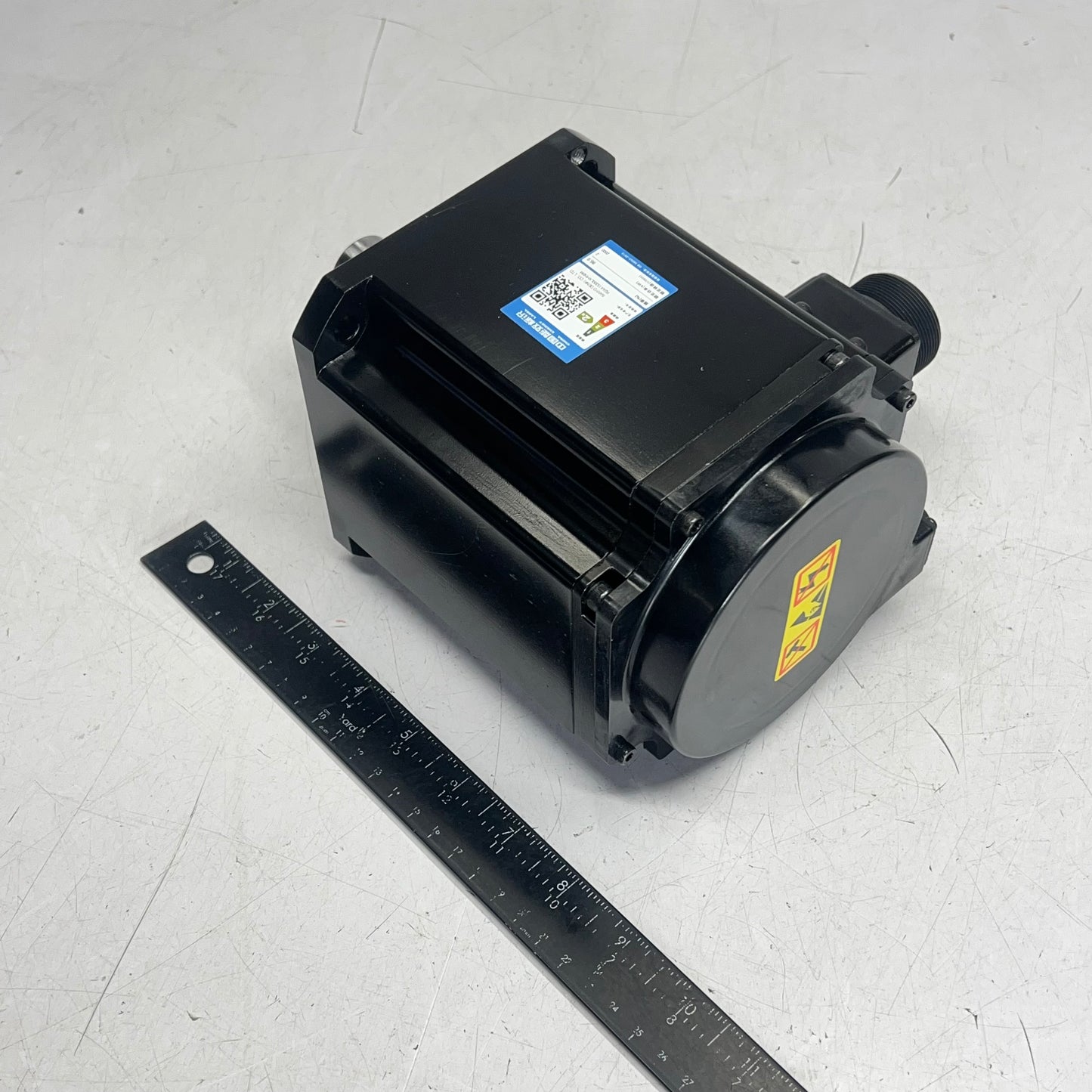 SANMOTION Ac Servo Motor W/ Cannon Plug 2.0 Rated Output Black R2AA13200LXHW0M