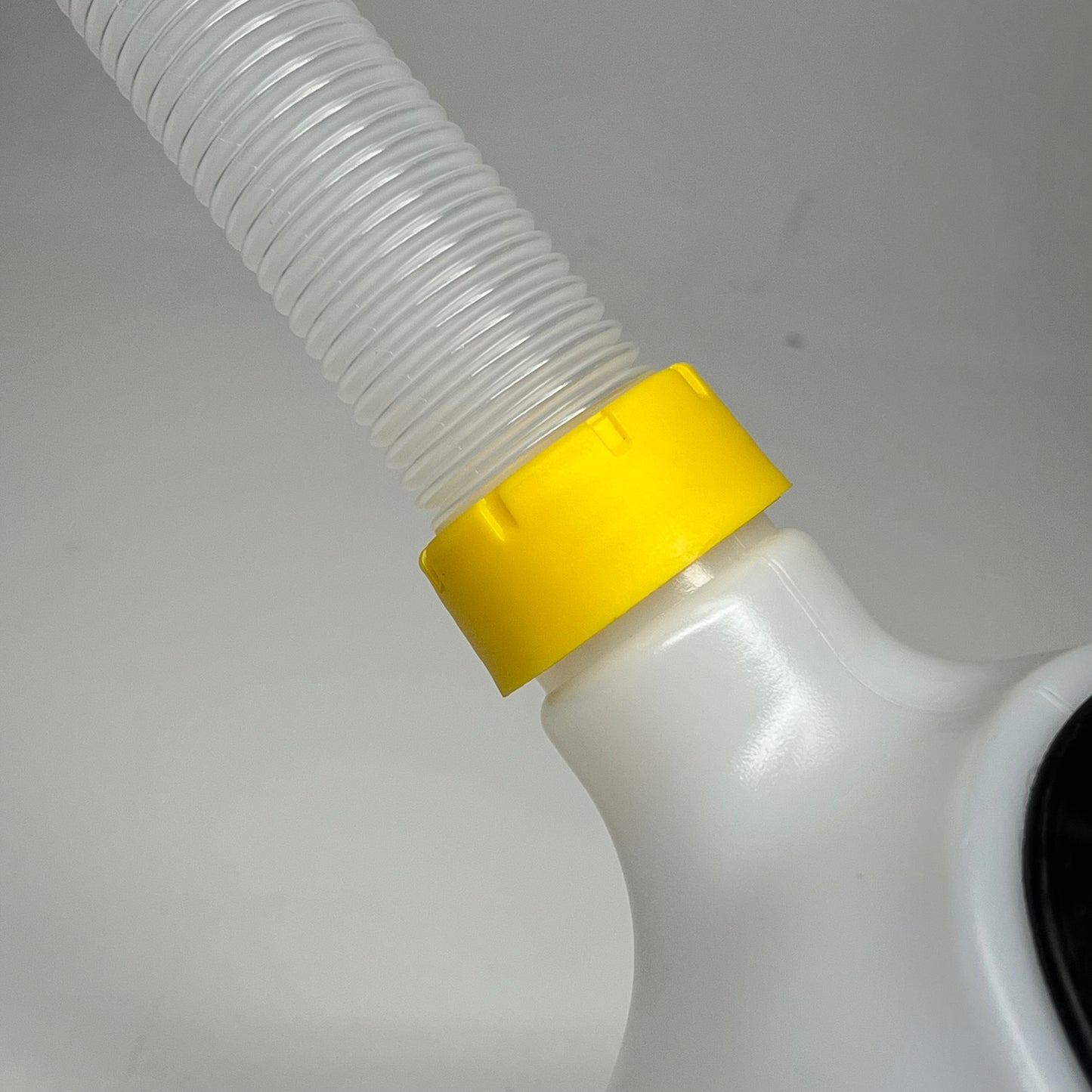 ZA@ FUNNEL KING  Translucent High Density Graduated Measuring Container 5 Liter Clear